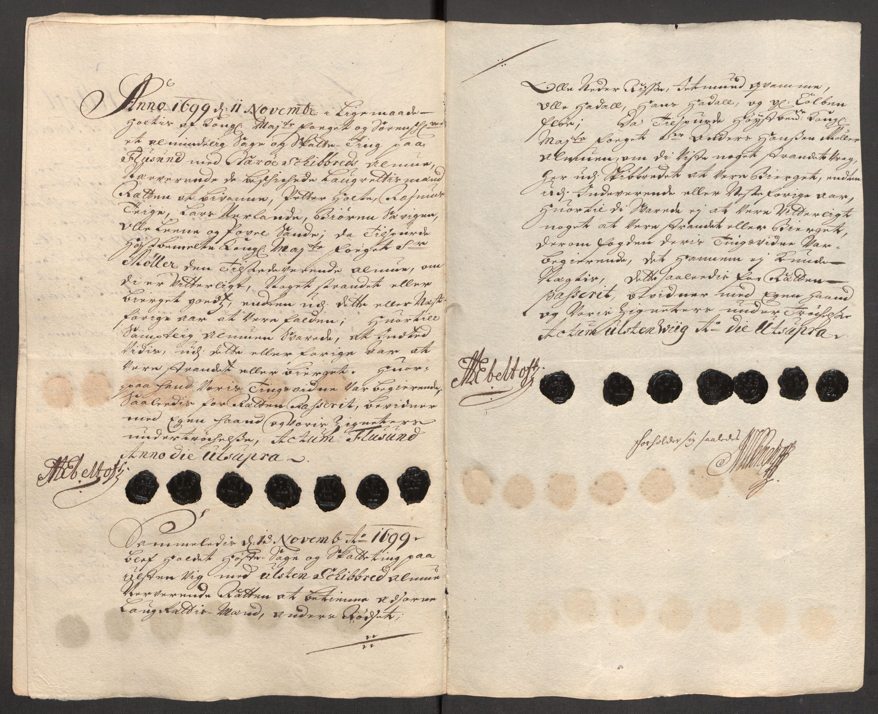 Rentekammeret inntil 1814, Reviderte regnskaper, Fogderegnskap, RA/EA-4092/R54/L3557: Fogderegnskap Sunnmøre, 1699, p. 245