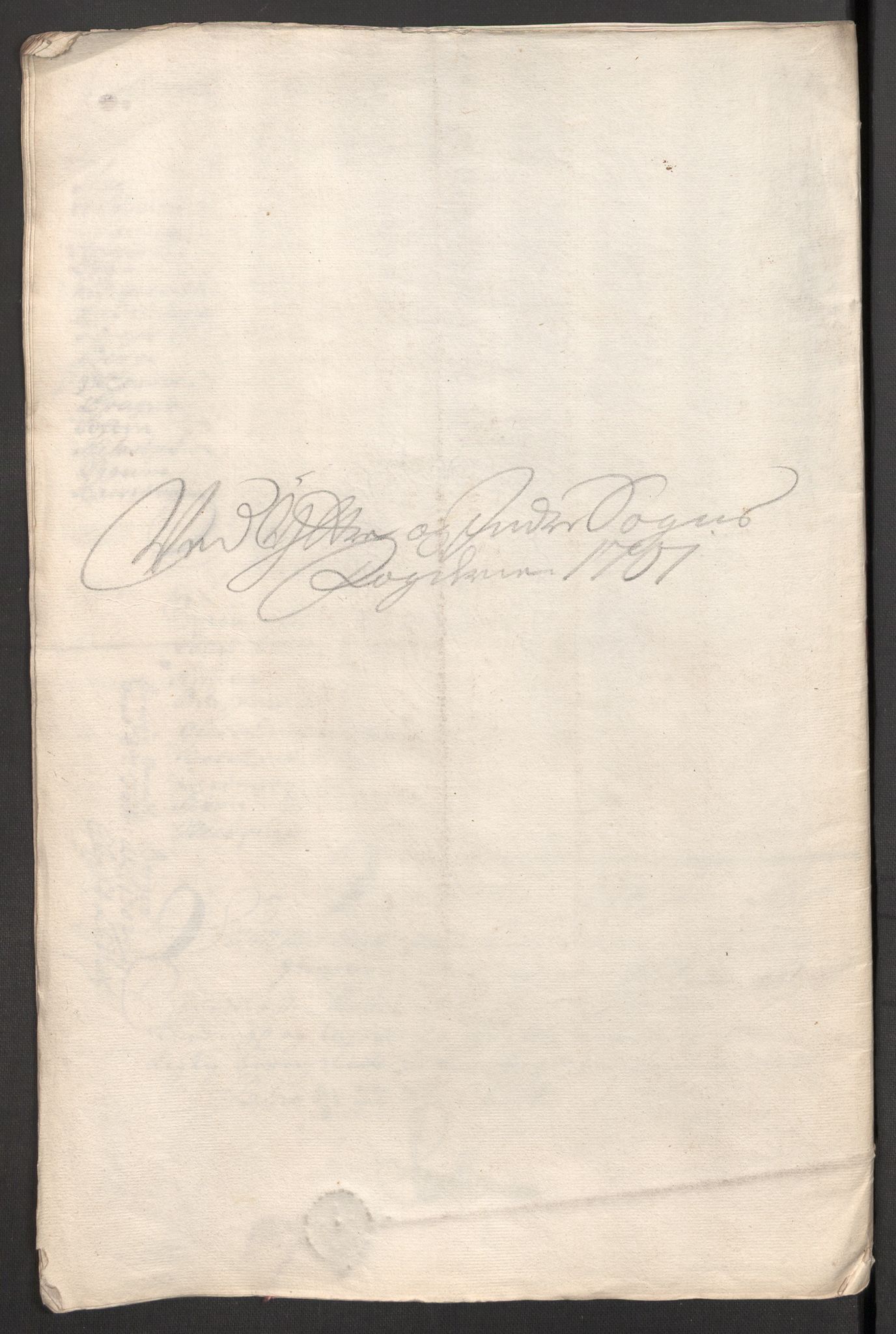 Rentekammeret inntil 1814, Reviderte regnskaper, Fogderegnskap, AV/RA-EA-4092/R52/L3311: Fogderegnskap Sogn, 1700-1701, p. 389