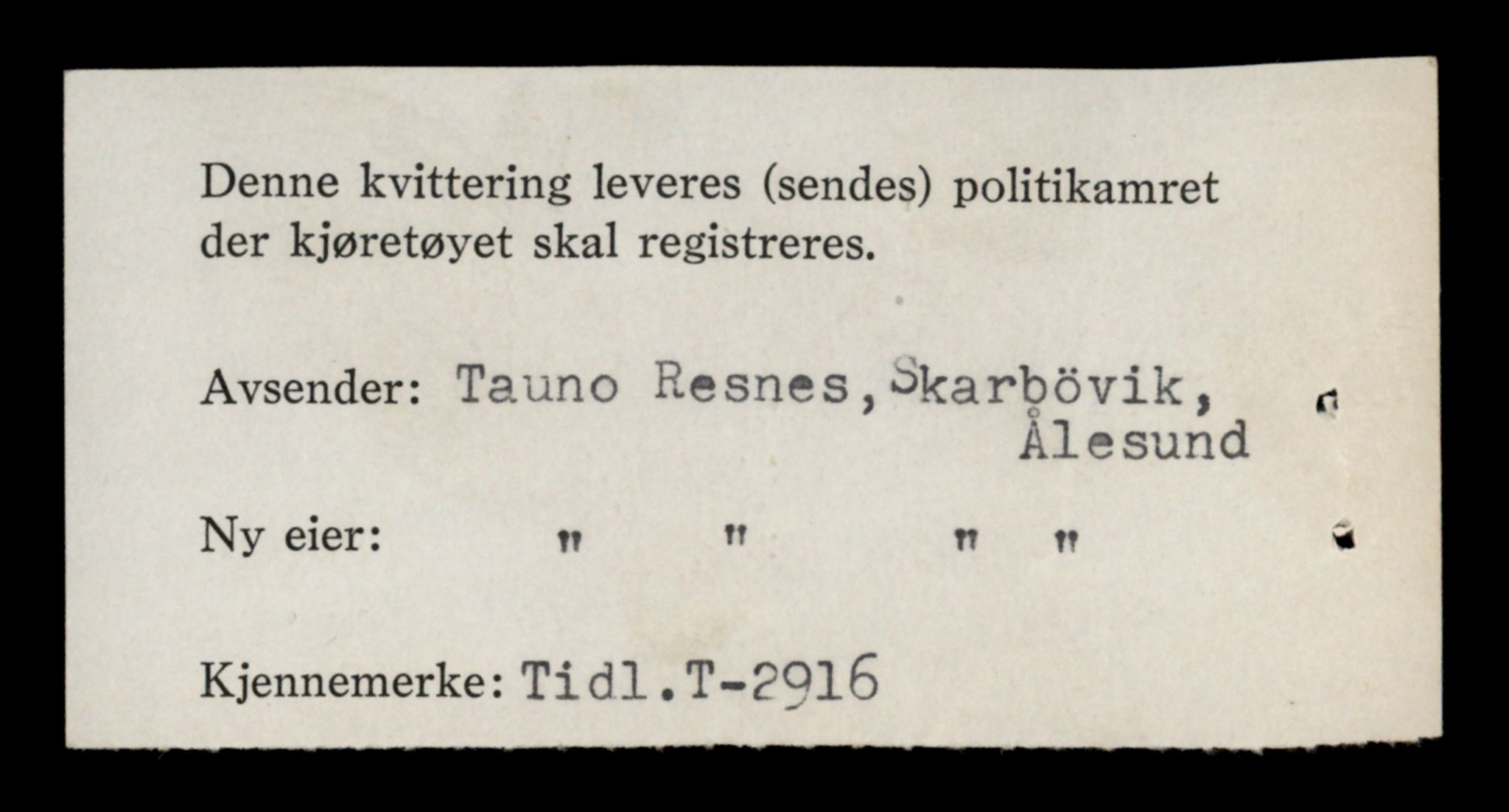 Møre og Romsdal vegkontor - Ålesund trafikkstasjon, AV/SAT-A-4099/F/Fe/L0040: Registreringskort for kjøretøy T 13531 - T 13709, 1927-1998, p. 225