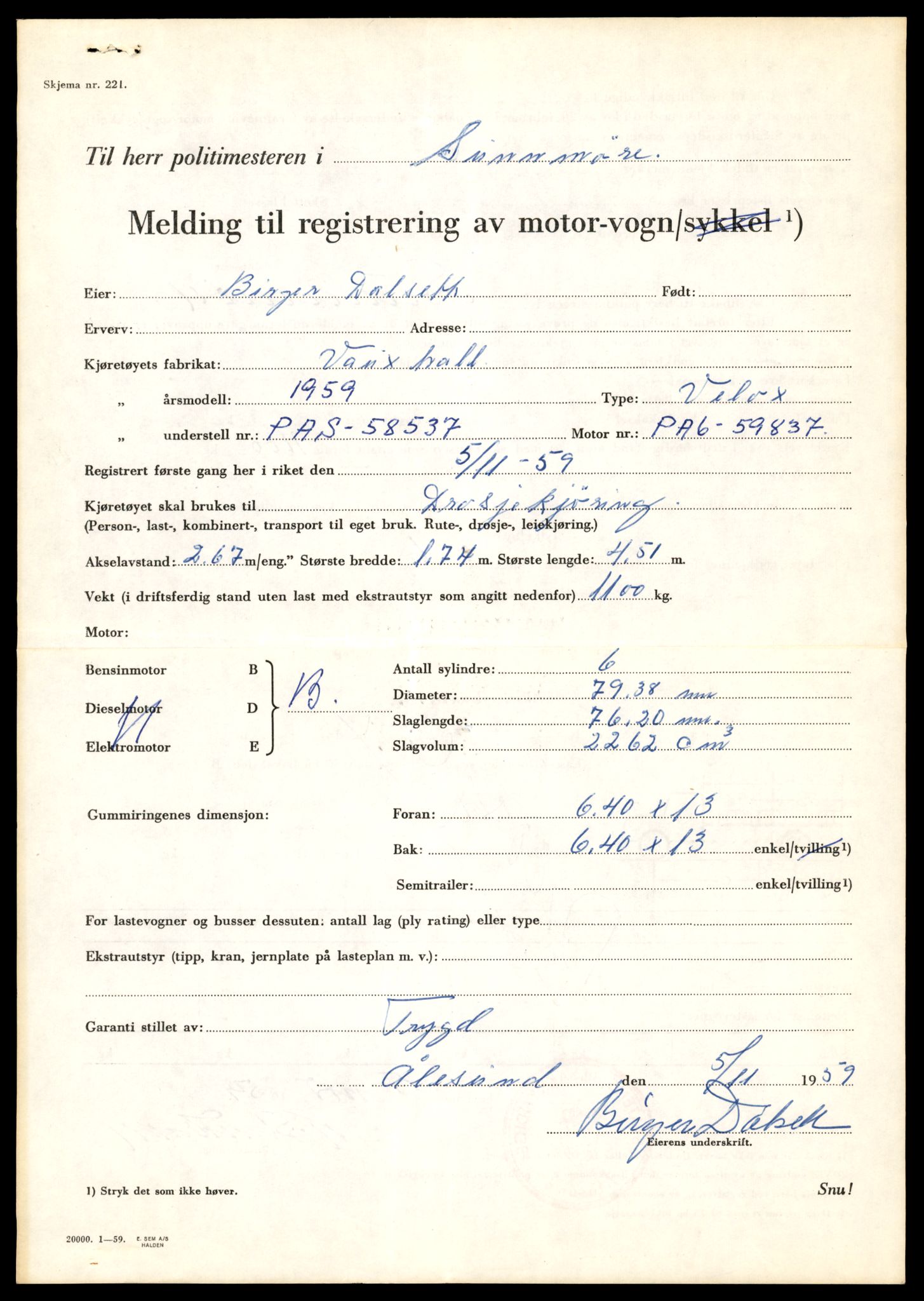 Møre og Romsdal vegkontor - Ålesund trafikkstasjon, AV/SAT-A-4099/F/Fe/L0008: Registreringskort for kjøretøy T 747 - T 894, 1927-1998, p. 2186