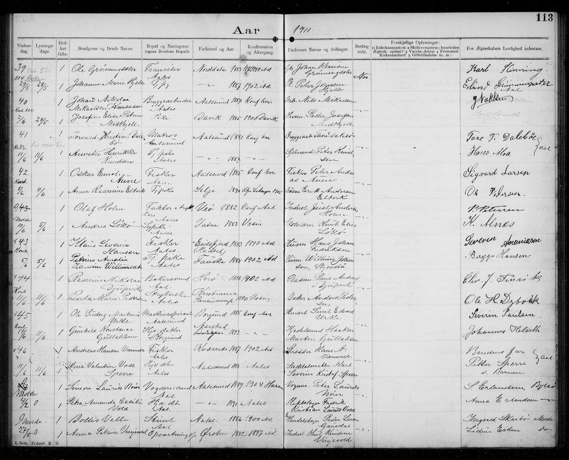 Ministerialprotokoller, klokkerbøker og fødselsregistre - Møre og Romsdal, AV/SAT-A-1454/529/L0458: Banns register no. 529A08, 1901-1918, p. 113