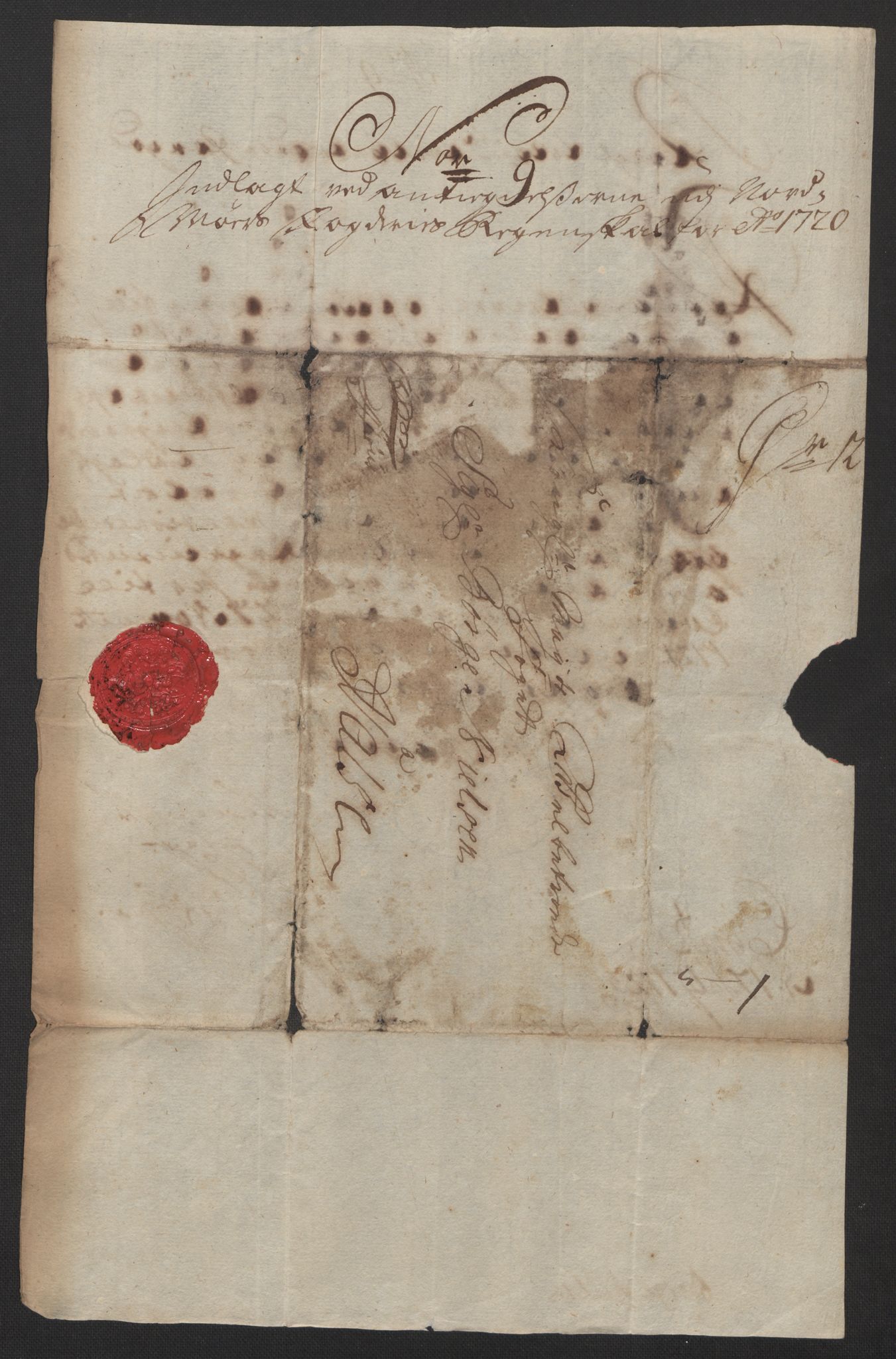 Rentekammeret inntil 1814, Reviderte regnskaper, Fogderegnskap, RA/EA-4092/R56/L3753: Fogderegnskap Nordmøre, 1720, p. 600