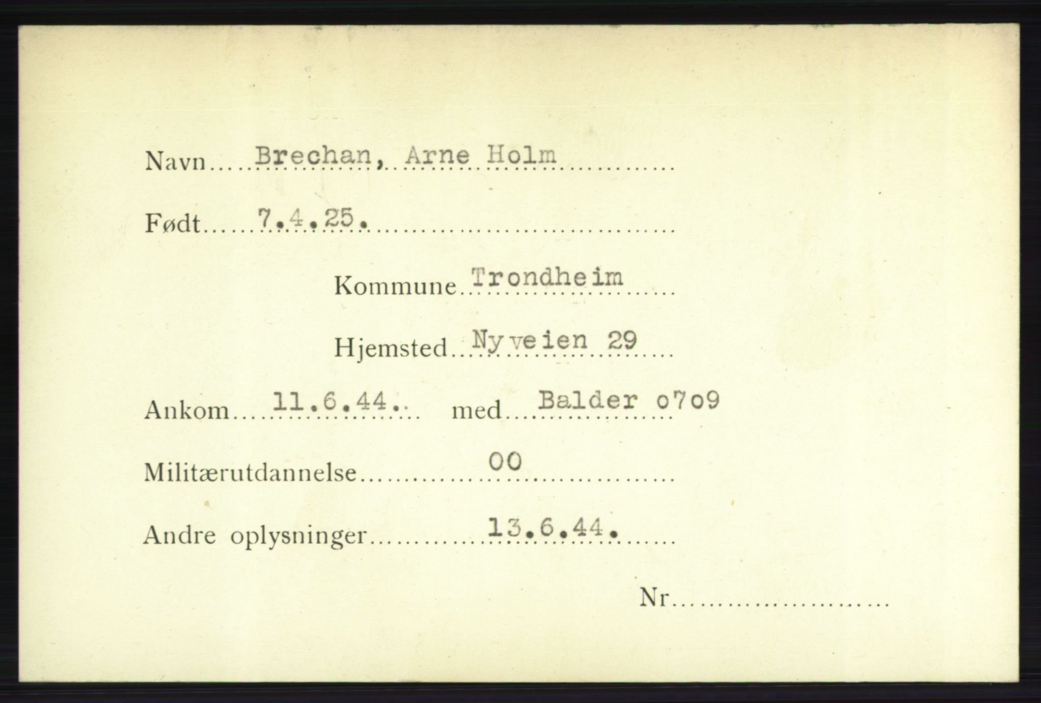 Forsvarets Overkommando. 2. kontor. Arkiv 8.1. Mottakersentralen FDE og FO.II, AV/RA-RAFA-6952/P/Pa/L0003b: Brechan - Bærum, 1940-1945, p. 1