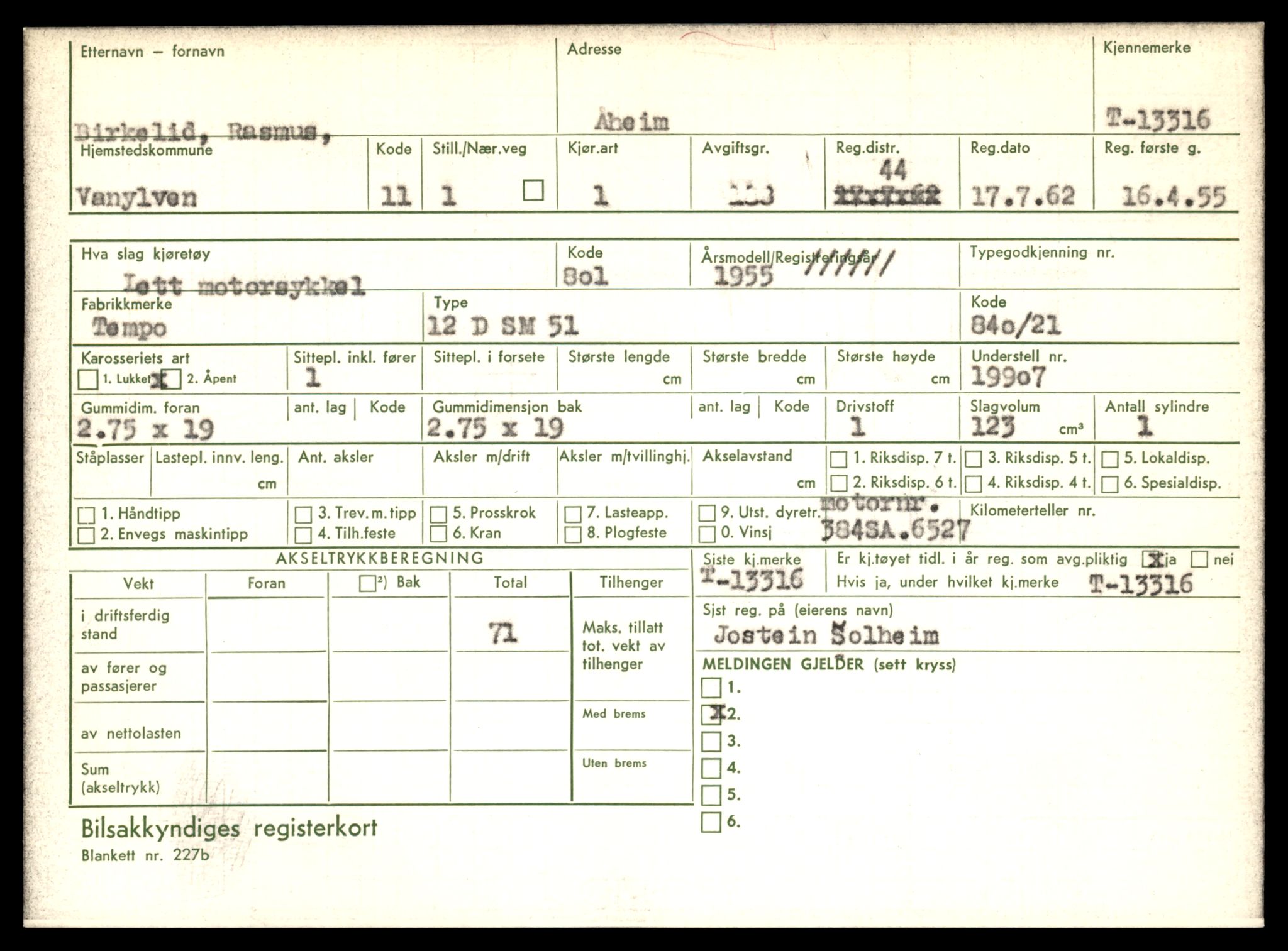 Møre og Romsdal vegkontor - Ålesund trafikkstasjon, AV/SAT-A-4099/F/Fe/L0038: Registreringskort for kjøretøy T 13180 - T 13360, 1927-1998, p. 2297