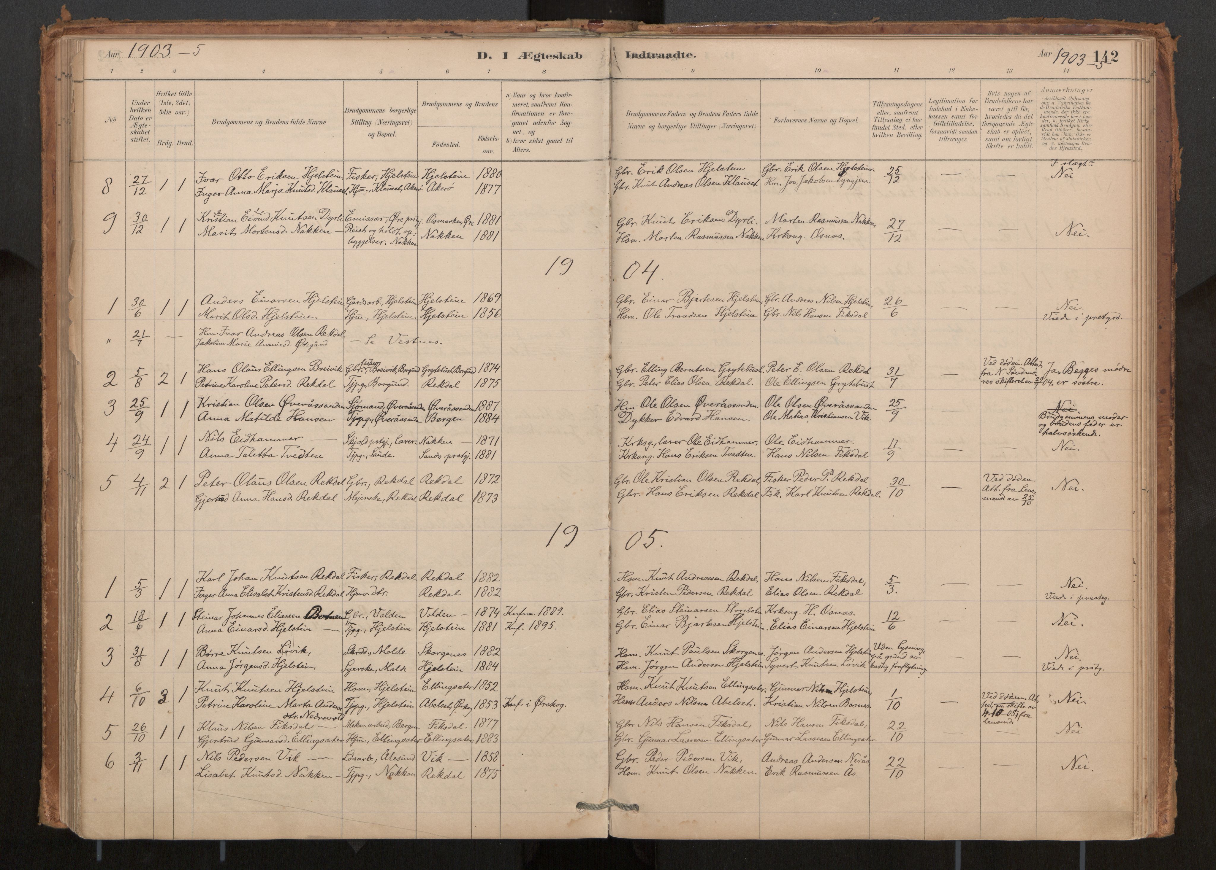 Ministerialprotokoller, klokkerbøker og fødselsregistre - Møre og Romsdal, AV/SAT-A-1454/540/L0540a: Parish register (official) no. 540A02, 1884-1908, p. 142