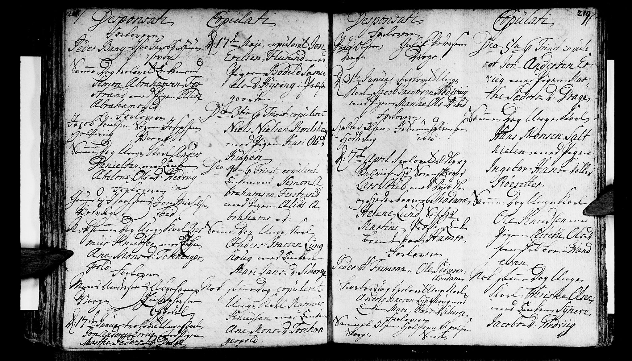 Selje sokneprestembete, AV/SAB-A-99938/H/Ha/Haa/Haaa: Parish register (official) no. A 4, 1743-1759, p. 218-219