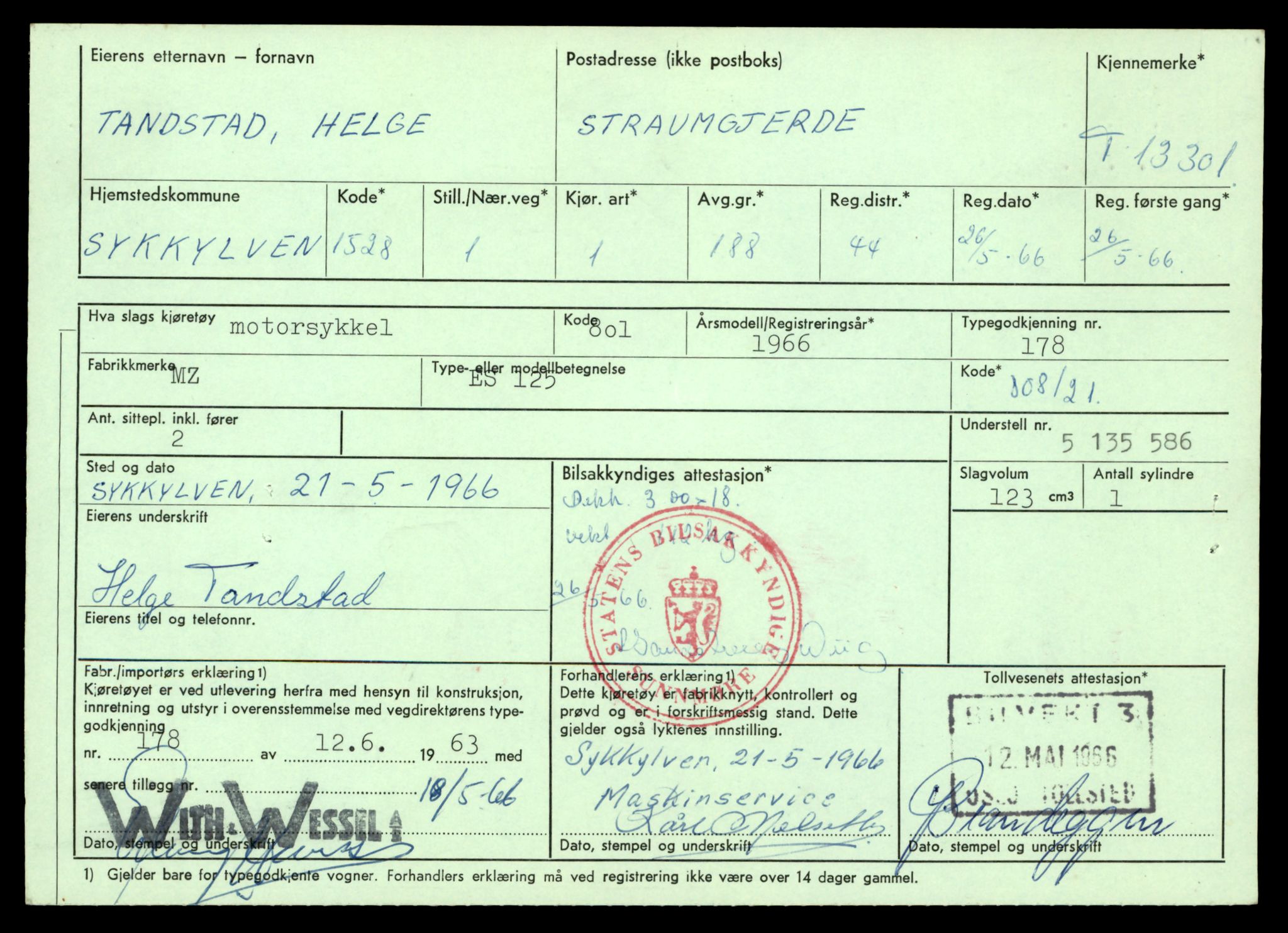 Møre og Romsdal vegkontor - Ålesund trafikkstasjon, AV/SAT-A-4099/F/Fe/L0038: Registreringskort for kjøretøy T 13180 - T 13360, 1927-1998, p. 2109