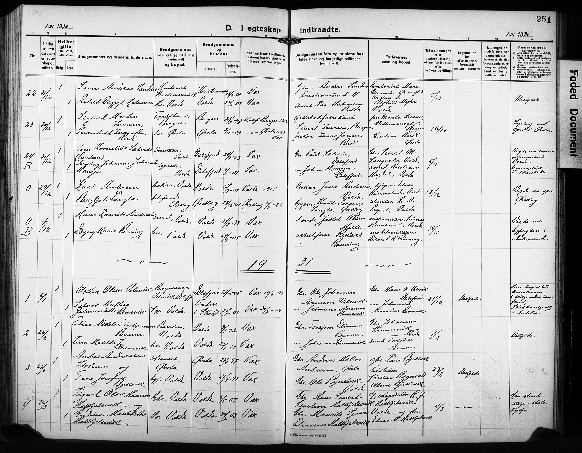 Ministerialprotokoller, klokkerbøker og fødselsregistre - Møre og Romsdal, AV/SAT-A-1454/511/L0160: Parish register (copy) no. 511C06, 1920-1932, p. 251