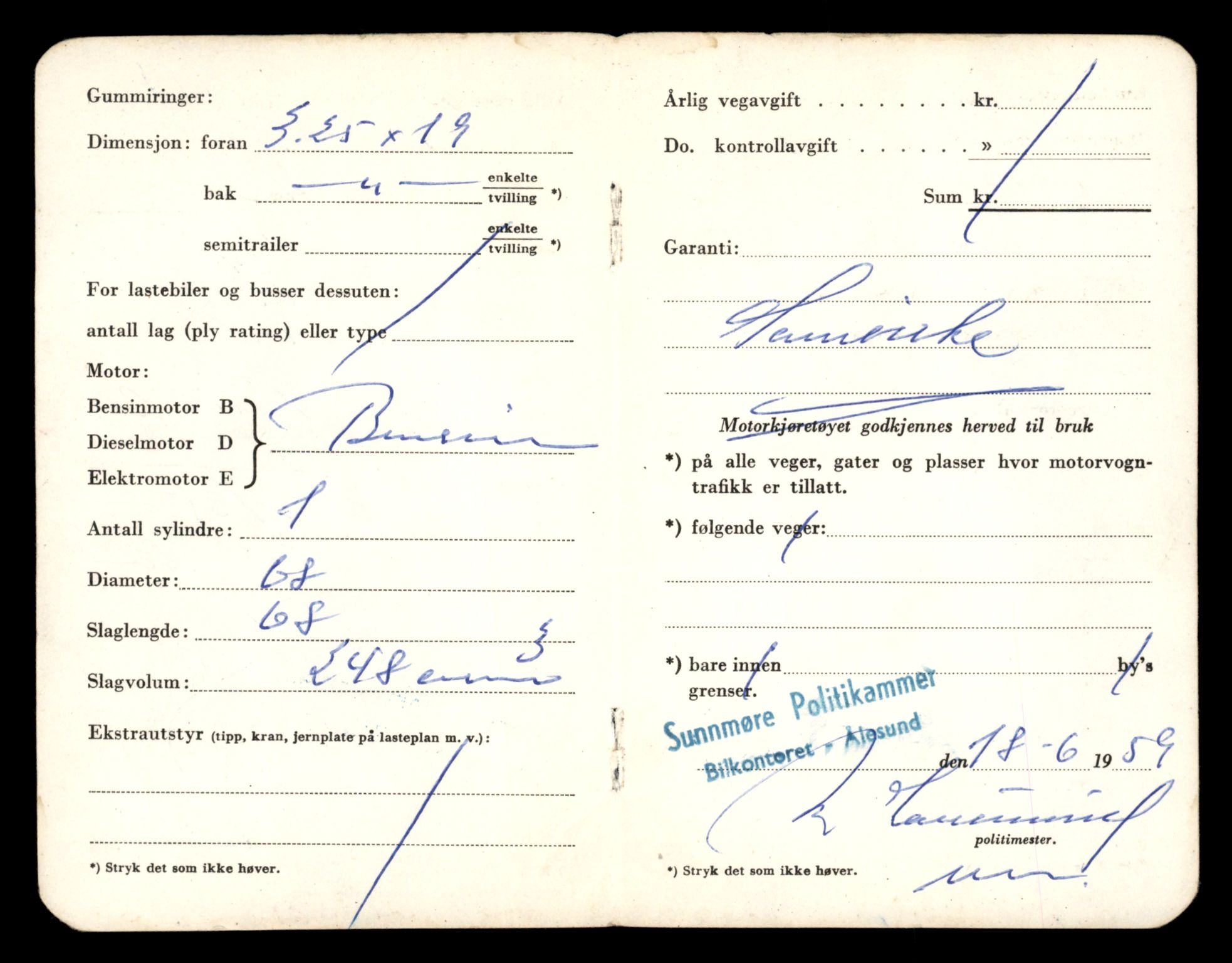 Møre og Romsdal vegkontor - Ålesund trafikkstasjon, AV/SAT-A-4099/F/Fe/L0031: Registreringskort for kjøretøy T 11800 - T 11996, 1927-1998, p. 628