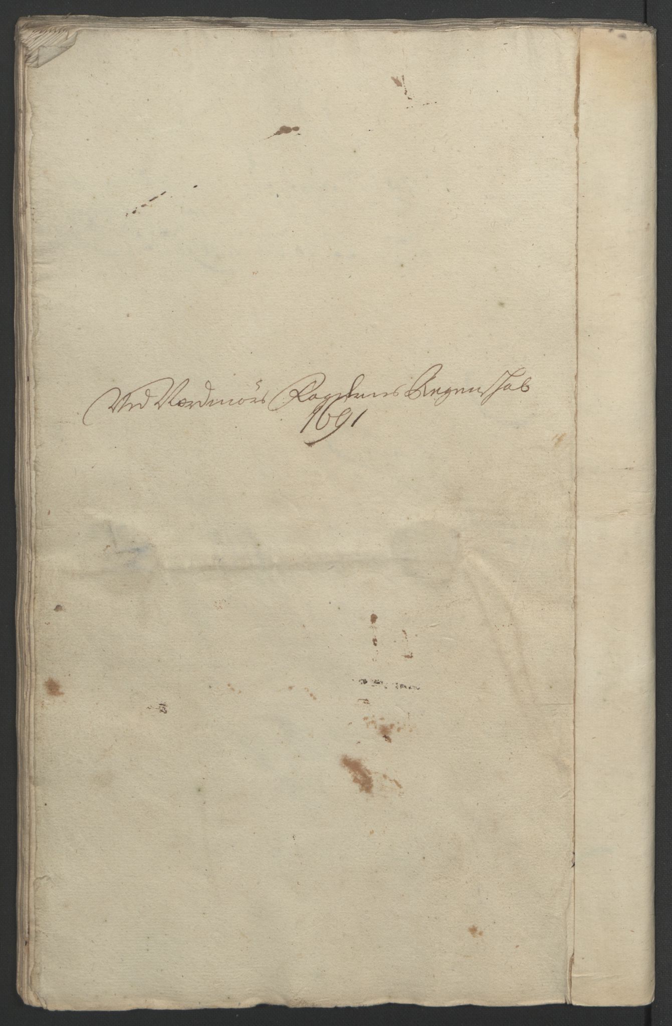 Rentekammeret inntil 1814, Reviderte regnskaper, Fogderegnskap, RA/EA-4092/R56/L3734: Fogderegnskap Nordmøre, 1690-1691, p. 284
