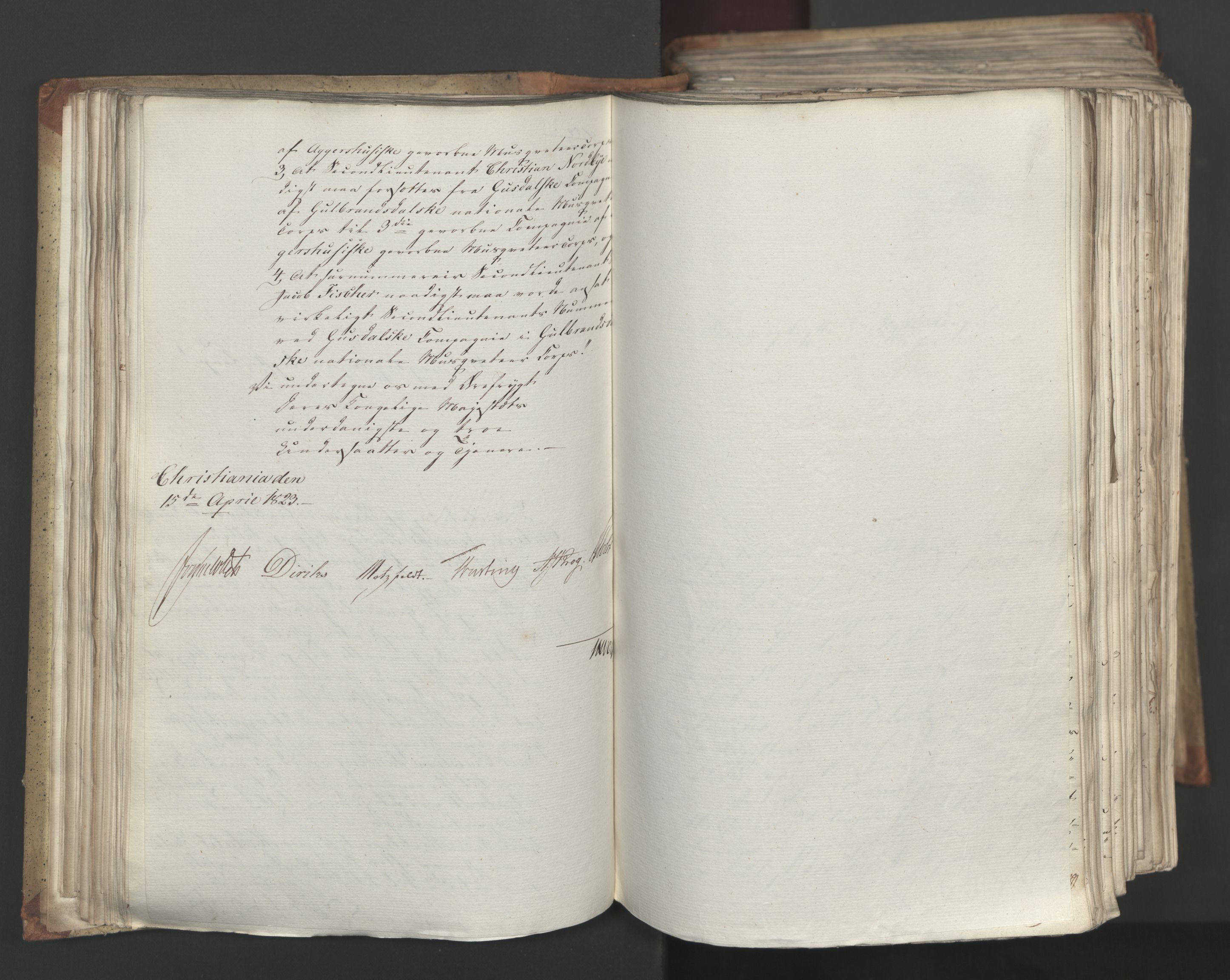 Statsrådsavdelingen i Stockholm, AV/RA-S-1003/D/Da/L0034: Regjeringsinnstillinger nr. 275-540, 1823, p. 113