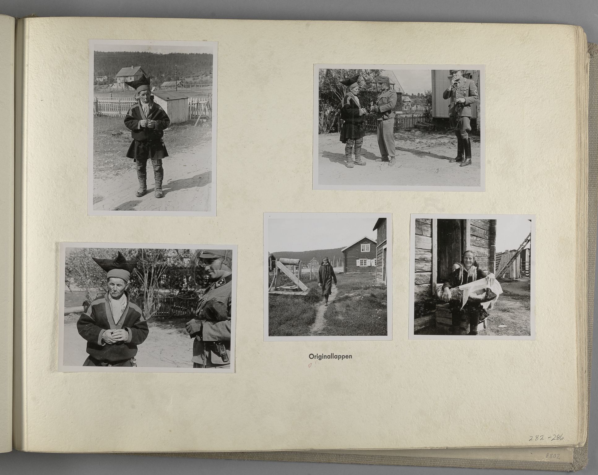 Tyske arkiver, Reichskommissariat, Bildarchiv, AV/RA-RAFA-3309/U/L0071: Fotoalbum: Mit dem Reichskommissar nach Nordnorwegen und Finnland 10. bis 27. Juli 1942, 1942, p. 111