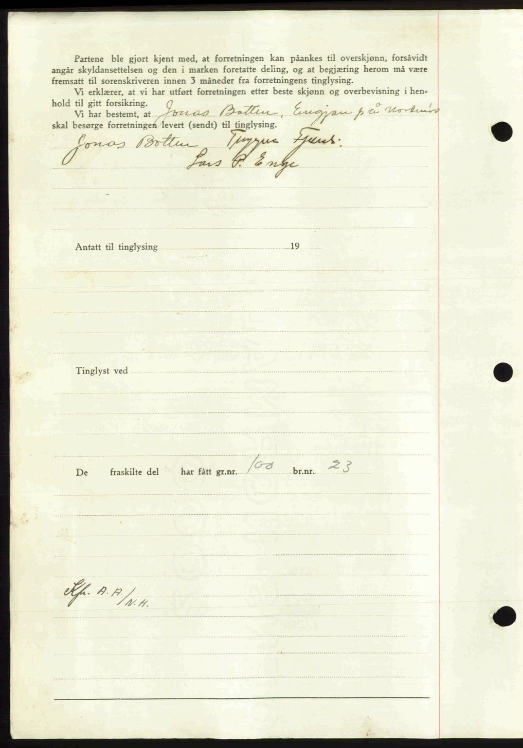 Nordmøre sorenskriveri, AV/SAT-A-4132/1/2/2Ca: Mortgage book no. A102, 1946-1946, Diary no: : 2021/1946