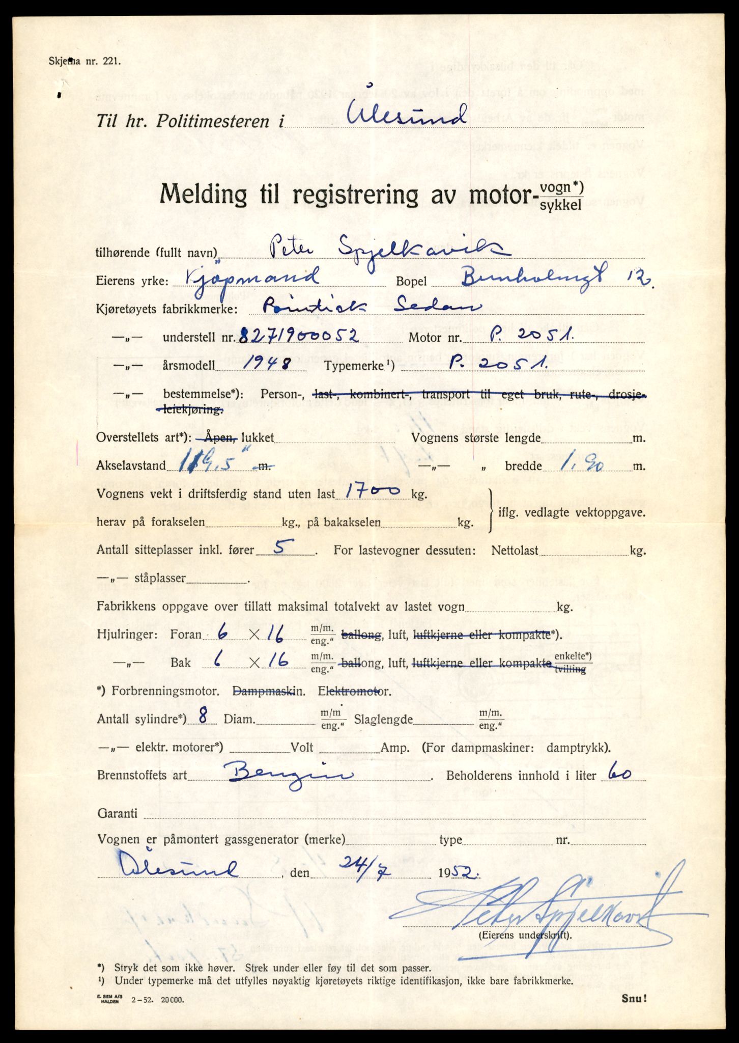 Møre og Romsdal vegkontor - Ålesund trafikkstasjon, AV/SAT-A-4099/F/Fe/L0025: Registreringskort for kjøretøy T 10931 - T 11045, 1927-1998, p. 935