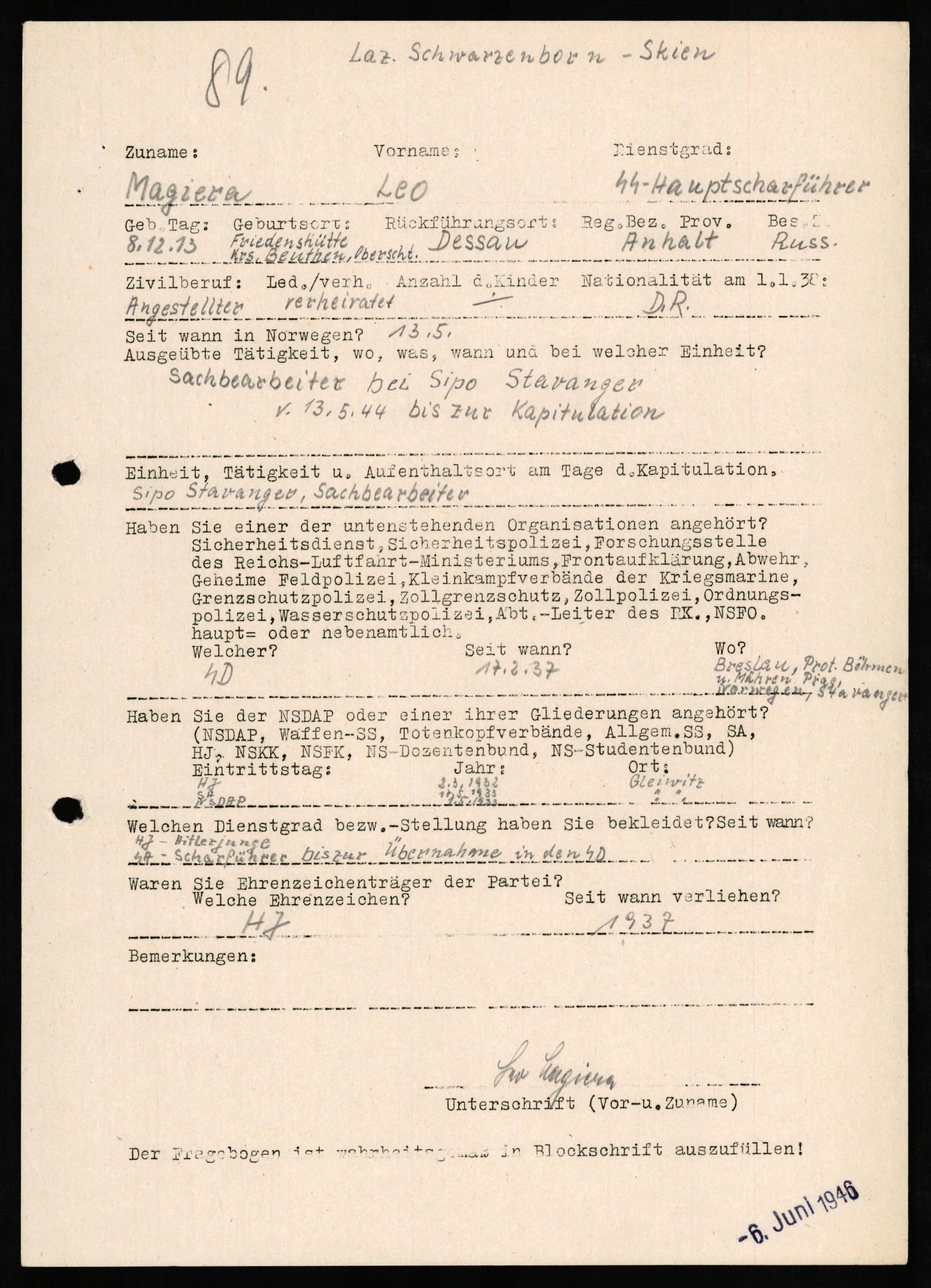 Forsvaret, Forsvarets overkommando II, AV/RA-RAFA-3915/D/Db/L0021: CI Questionaires. Tyske okkupasjonsstyrker i Norge. Tyskere., 1945-1946, p. 45