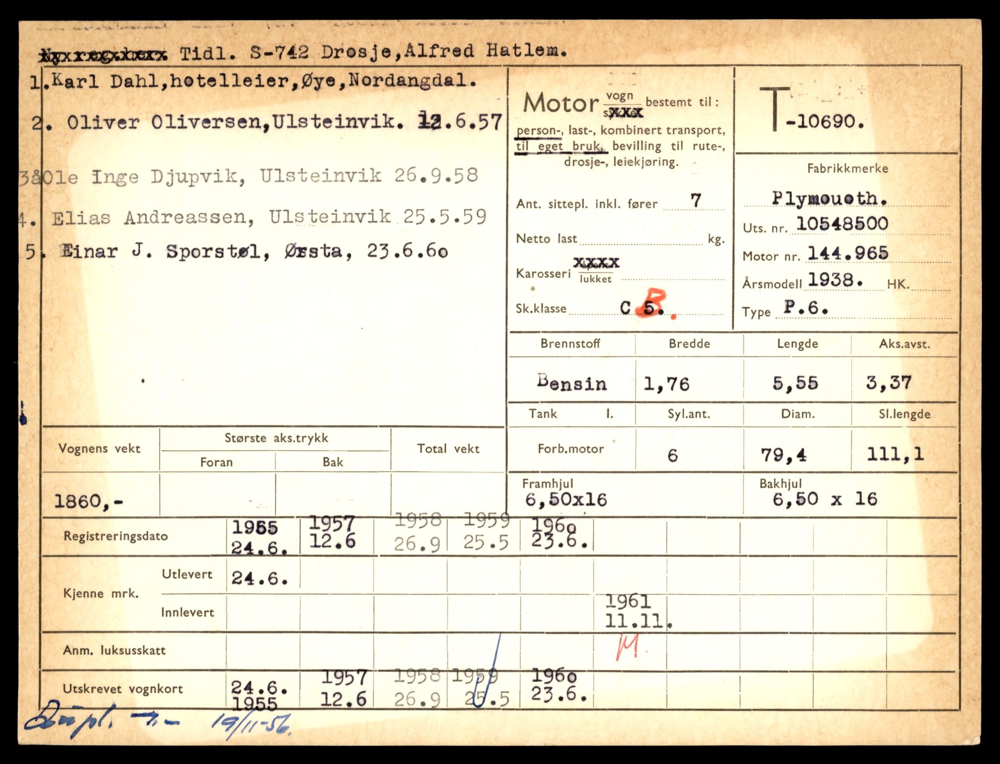 Møre og Romsdal vegkontor - Ålesund trafikkstasjon, AV/SAT-A-4099/F/Fe/L0022: Registreringskort for kjøretøy T 10584 - T 10694, 1927-1998, p. 2975