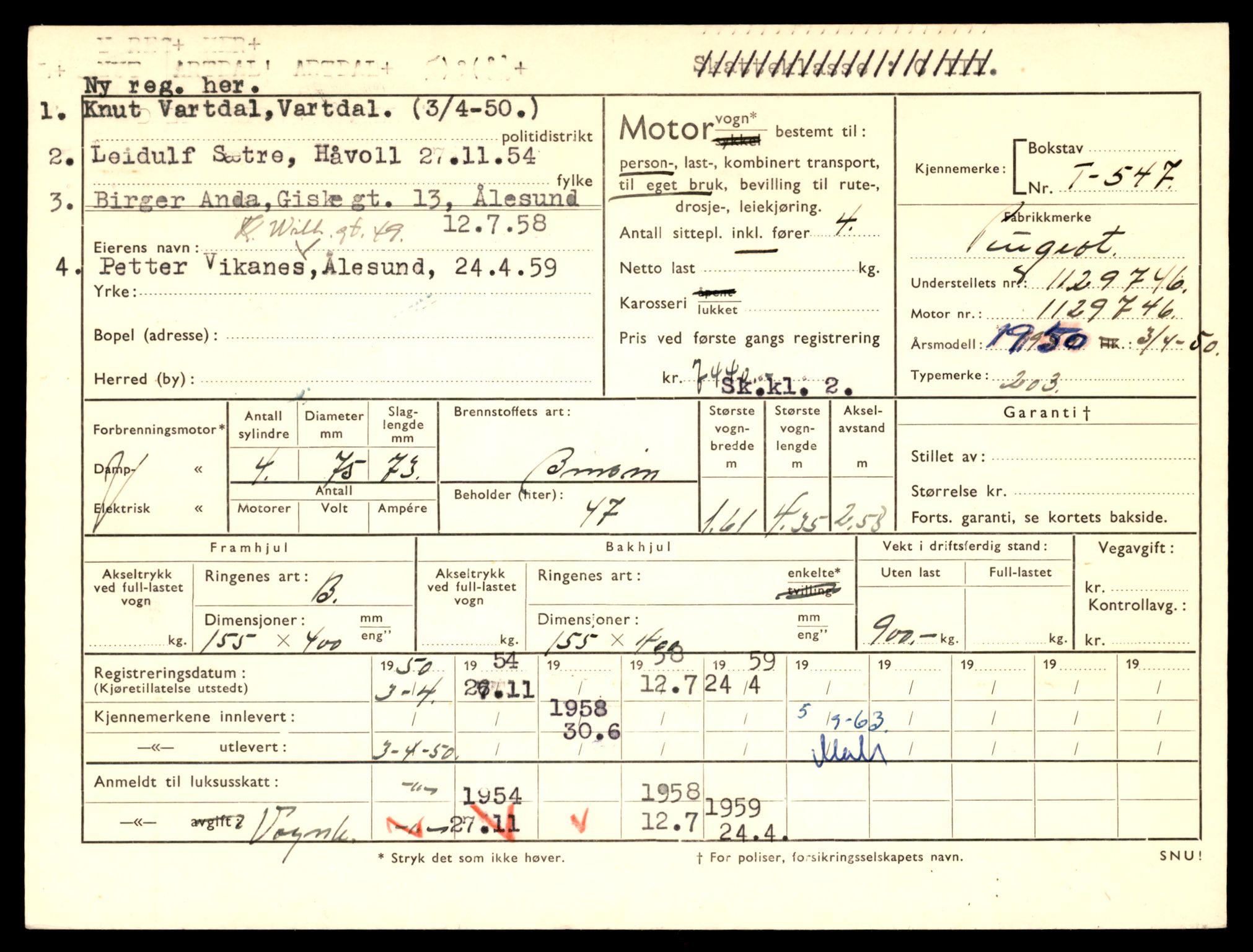 Møre og Romsdal vegkontor - Ålesund trafikkstasjon, SAT/A-4099/F/Fe/L0006: Registreringskort for kjøretøy T 547 - T 650, 1927-1998, p. 3