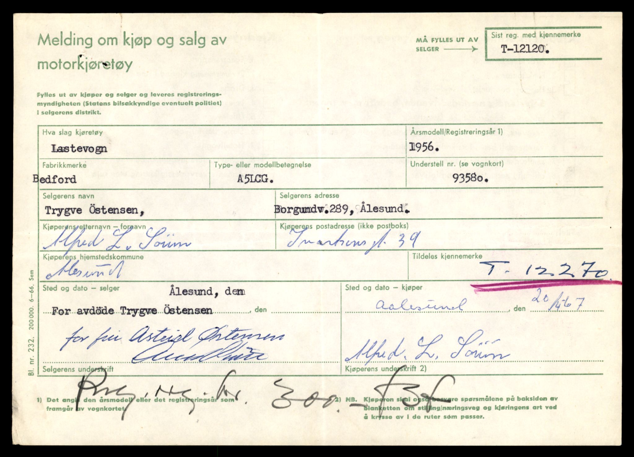 Møre og Romsdal vegkontor - Ålesund trafikkstasjon, AV/SAT-A-4099/F/Fe/L0033: Registreringskort for kjøretøy T 12151 - T 12474, 1927-1998, p. 2735