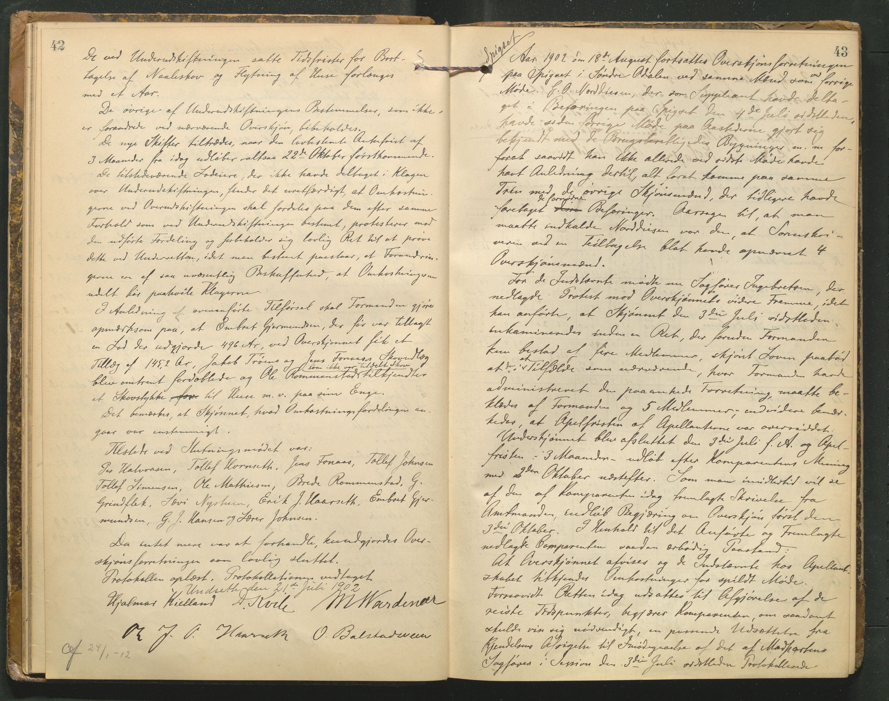 Hedmark og Østerdal jordskifterett, AV/SAH-JORDSKIFTEH-002/G/Ga/L0003/0001: Rettsbøker / Rettsbok - K, 1901-1913, p. 42-43