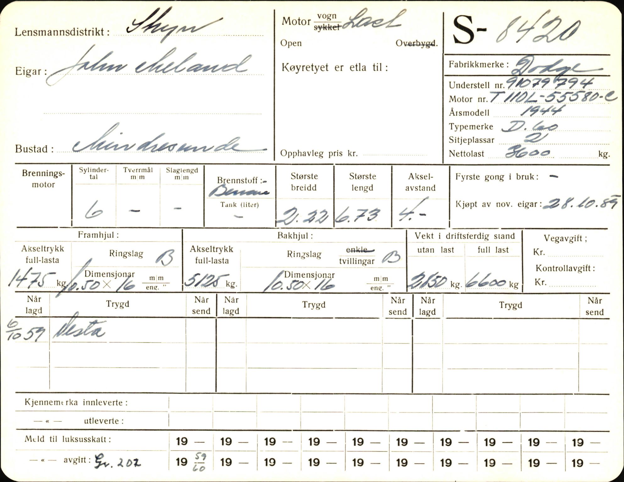 Statens vegvesen, Sogn og Fjordane vegkontor, AV/SAB-A-5301/4/F/L0006: Registerkort utmeldte Fjordane S8300-9500, 1930-1961, p. 195