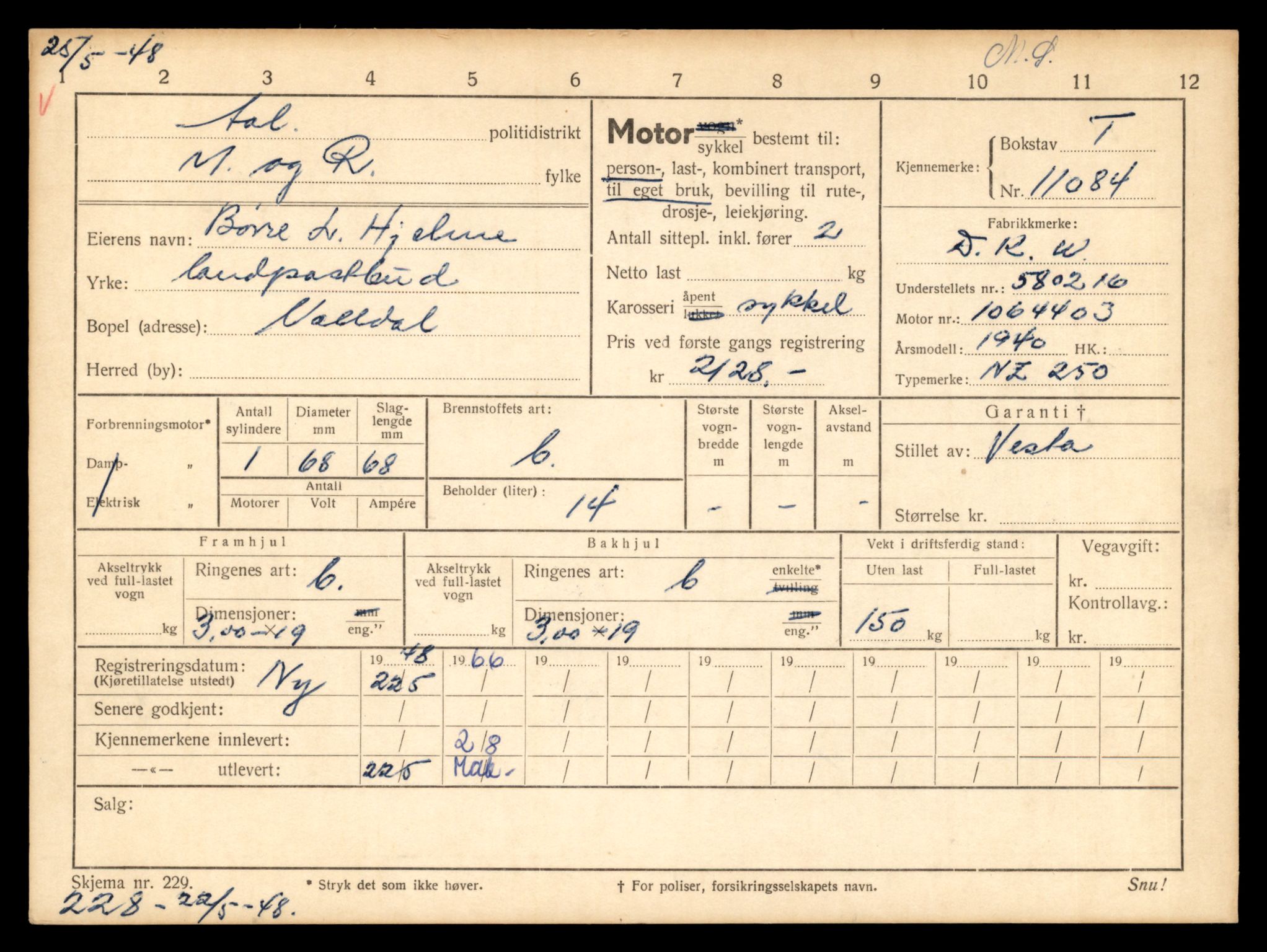 Møre og Romsdal vegkontor - Ålesund trafikkstasjon, AV/SAT-A-4099/F/Fe/L0026: Registreringskort for kjøretøy T 11046 - T 11160, 1927-1998, p. 1141