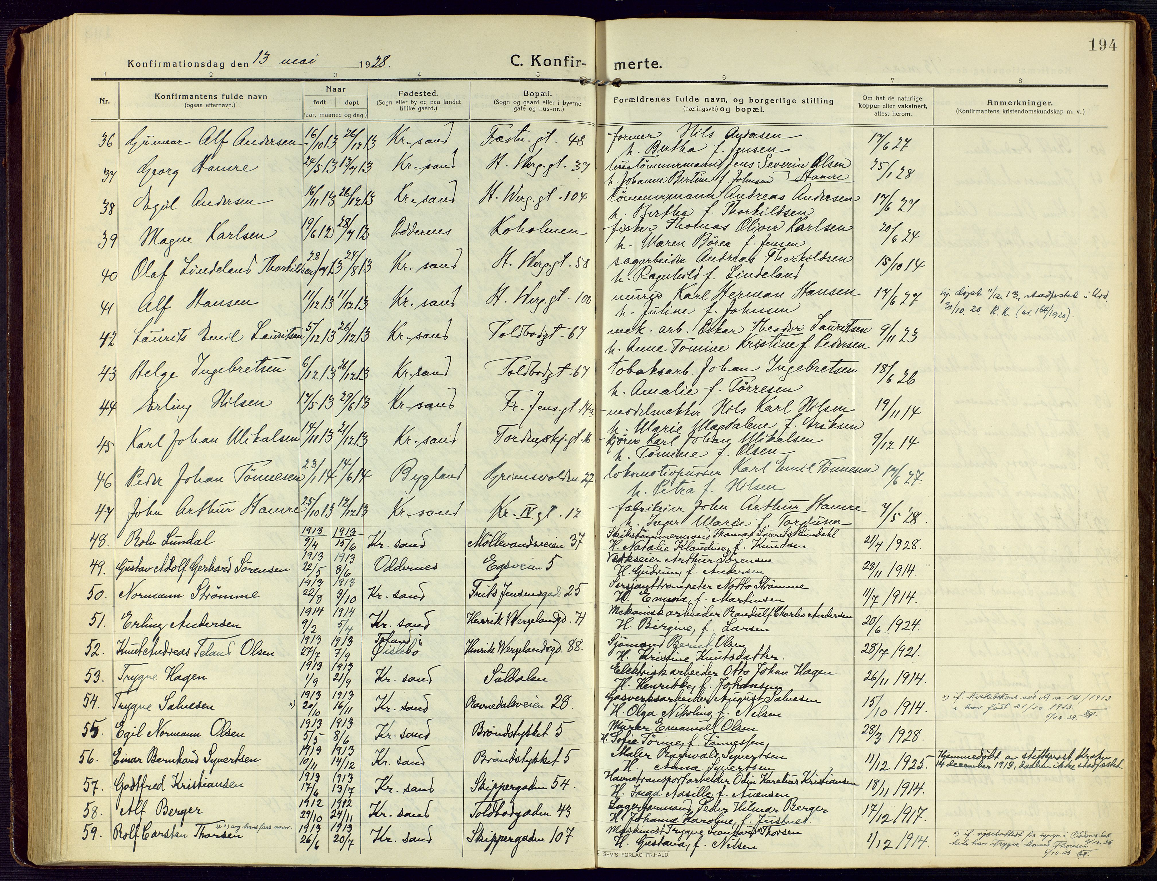 Kristiansand domprosti, AV/SAK-1112-0006/F/Fa/L0026: Parish register (official) no. A 25, 1916-1928, p. 194