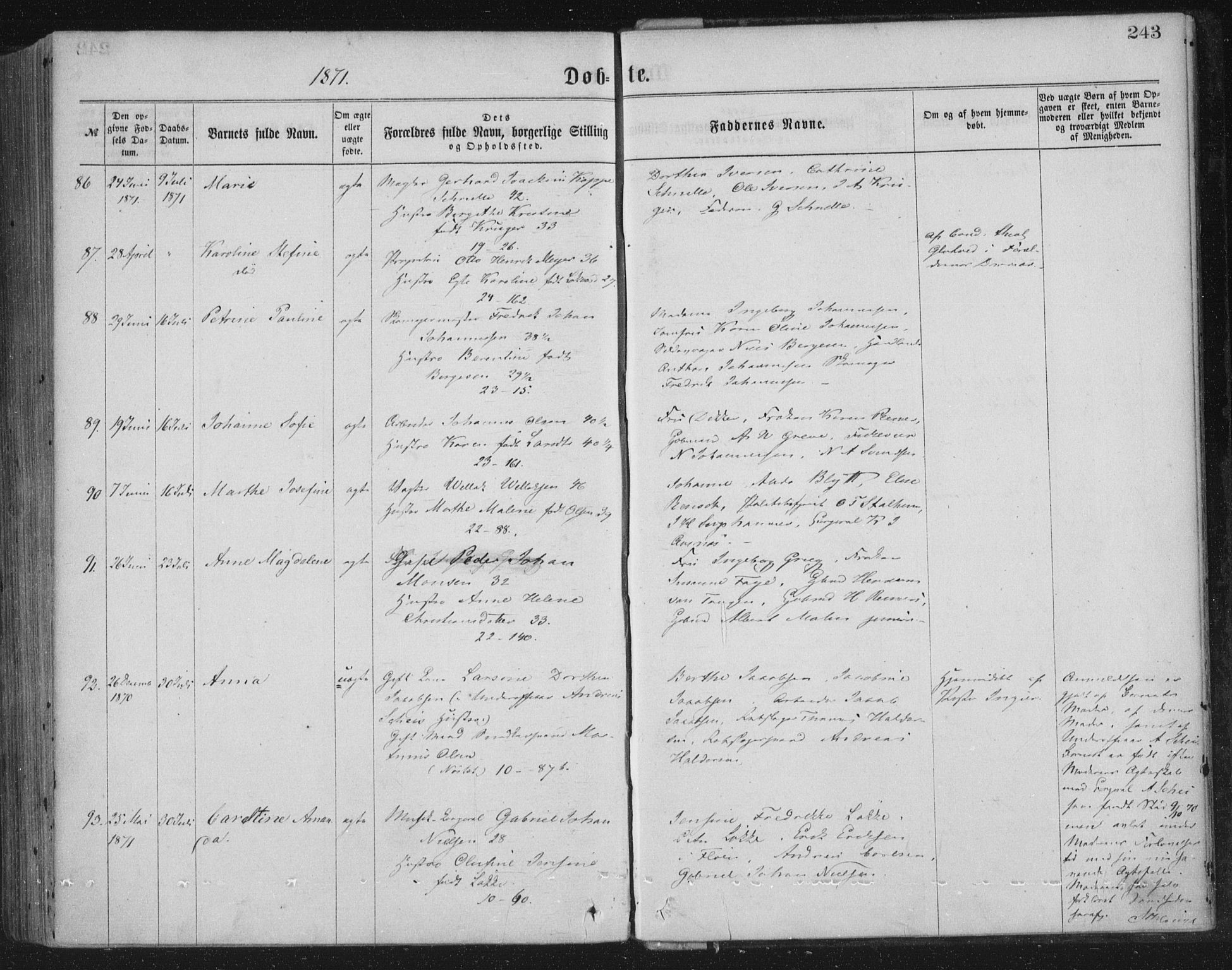 Korskirken sokneprestembete, AV/SAB-A-76101/H/Haa/L0019: Parish register (official) no. B 5, 1866-1871, p. 243