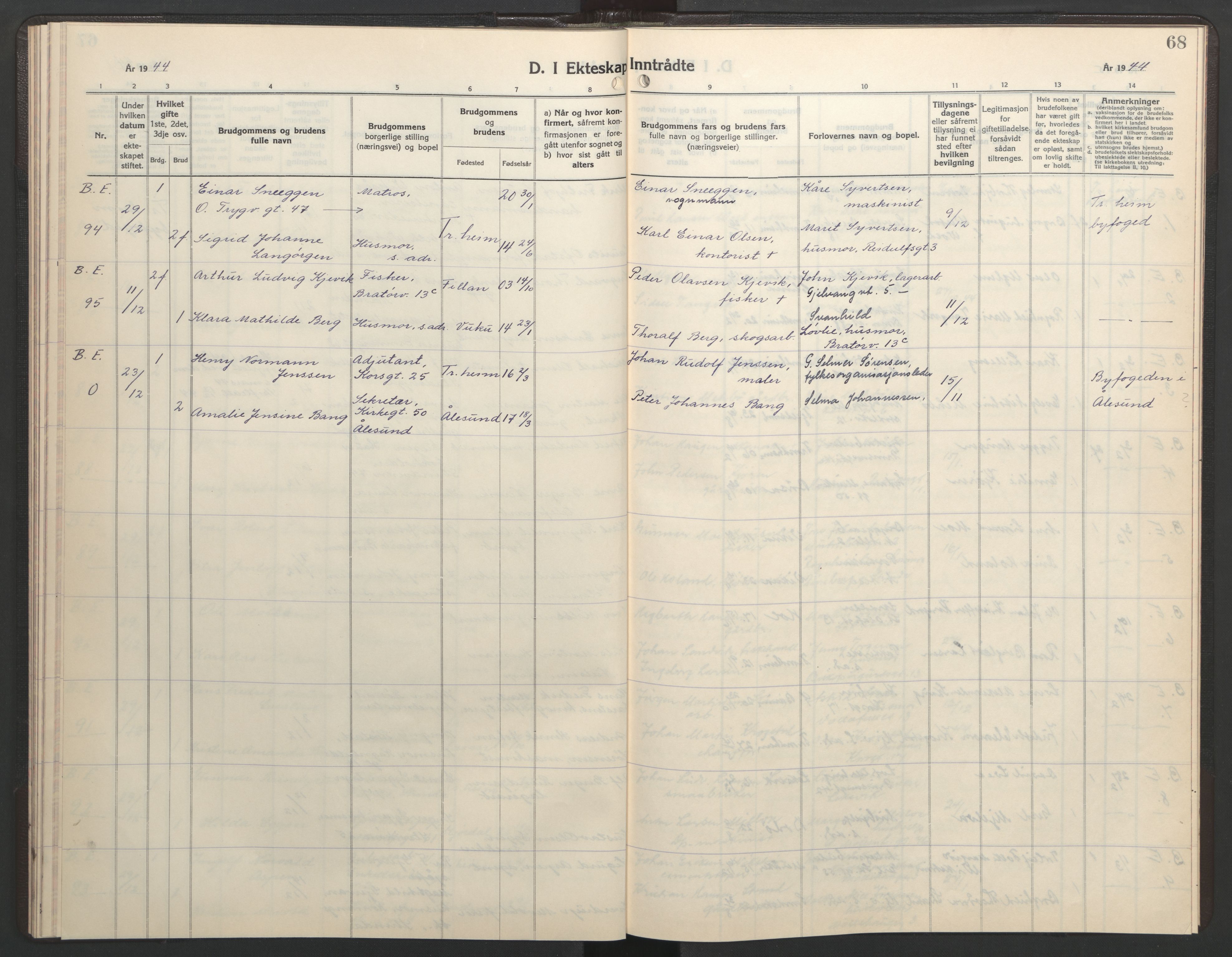 Ministerialprotokoller, klokkerbøker og fødselsregistre - Sør-Trøndelag, SAT/A-1456/602/L0154: Parish register (copy) no. 602C22, 1940-1947, p. 68