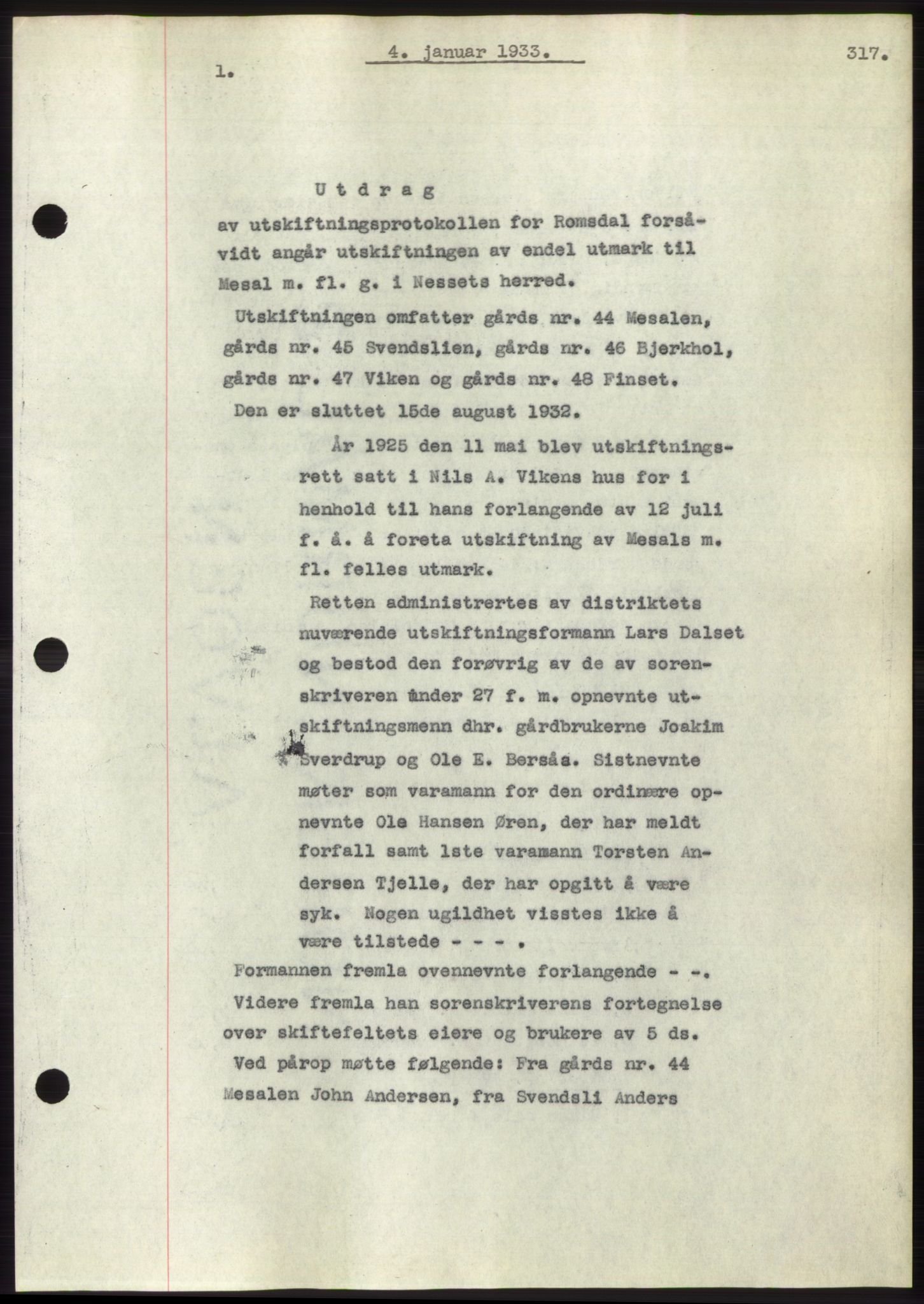 Romsdal sorenskriveri, AV/SAT-A-4149/1/2/2C/L0062: Mortgage book no. 56, 1932-1933, Deed date: 04.01.1933