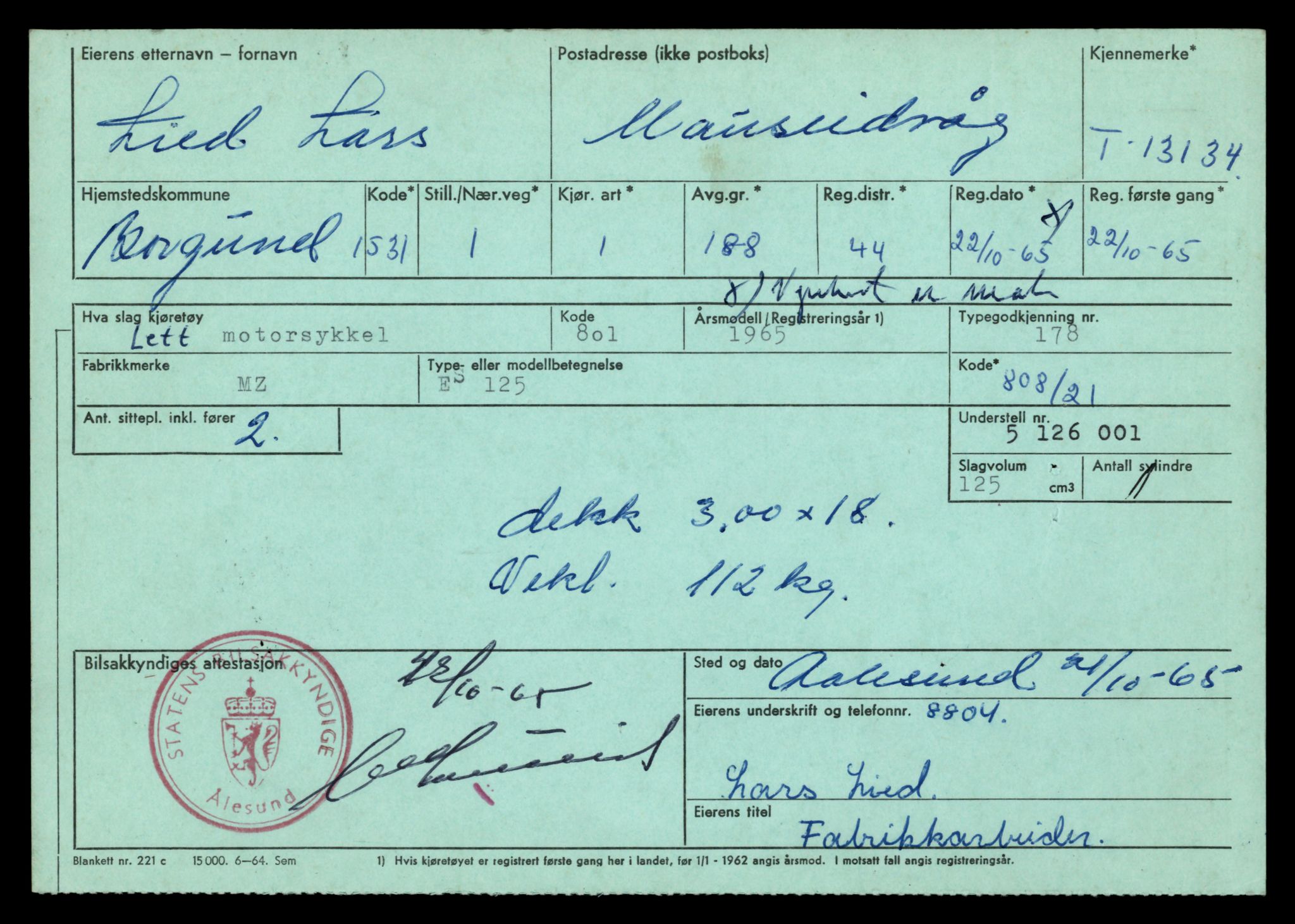 Møre og Romsdal vegkontor - Ålesund trafikkstasjon, AV/SAT-A-4099/F/Fe/L0037: Registreringskort for kjøretøy T 13031 - T 13179, 1927-1998, p. 2049