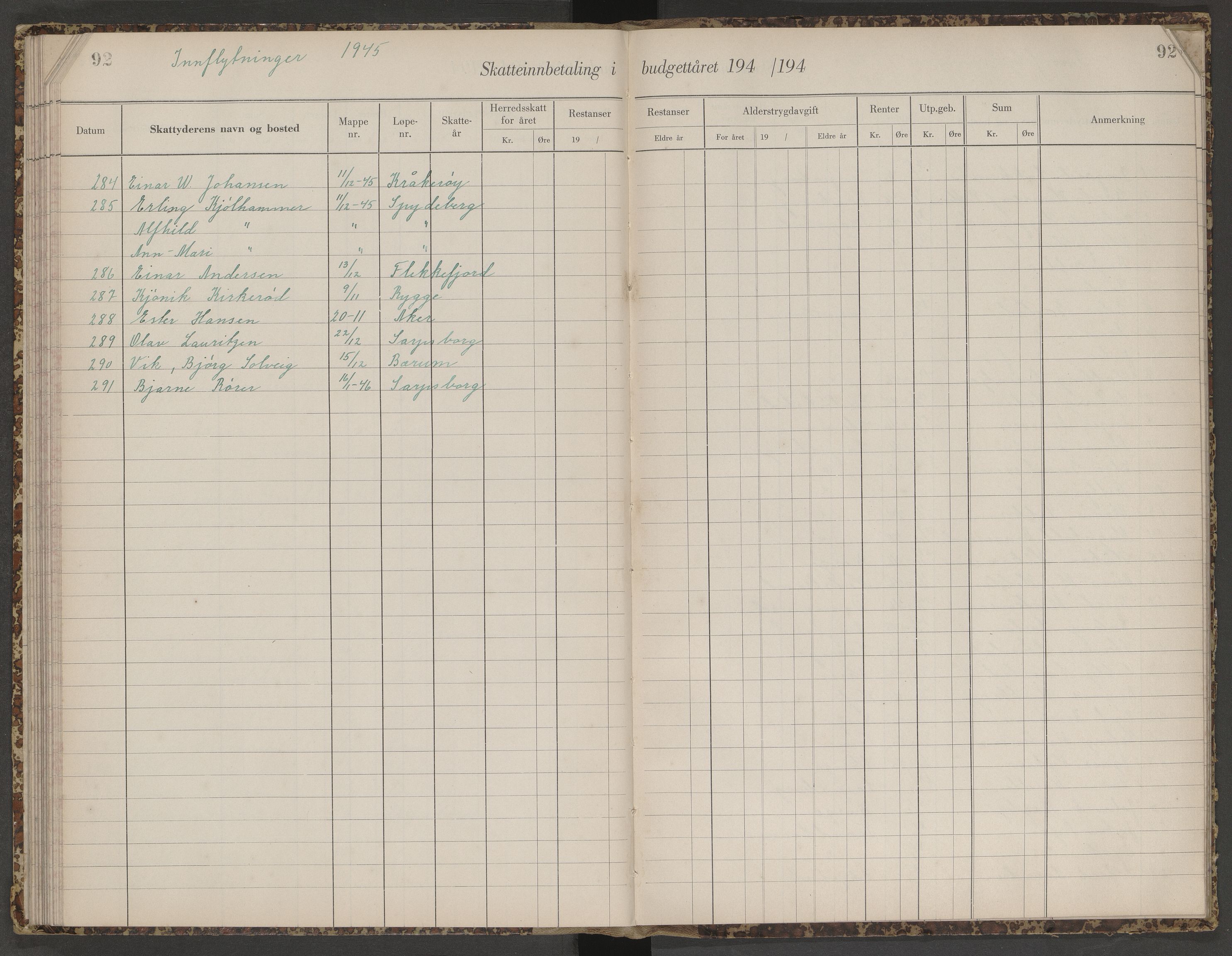 Skjeberg folkeregister, AV/SAO-A-10495/K/Ka/L0003: Fortegnelse over inn- og utflyttede, 1943-1947, p. 92