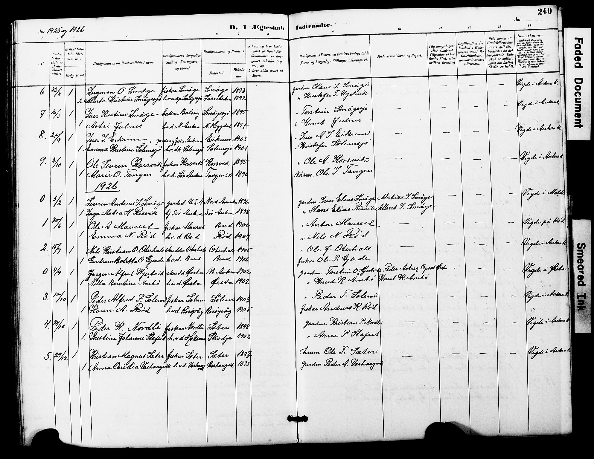 Ministerialprotokoller, klokkerbøker og fødselsregistre - Møre og Romsdal, SAT/A-1454/560/L0725: Parish register (copy) no. 560C02, 1895-1930, p. 240