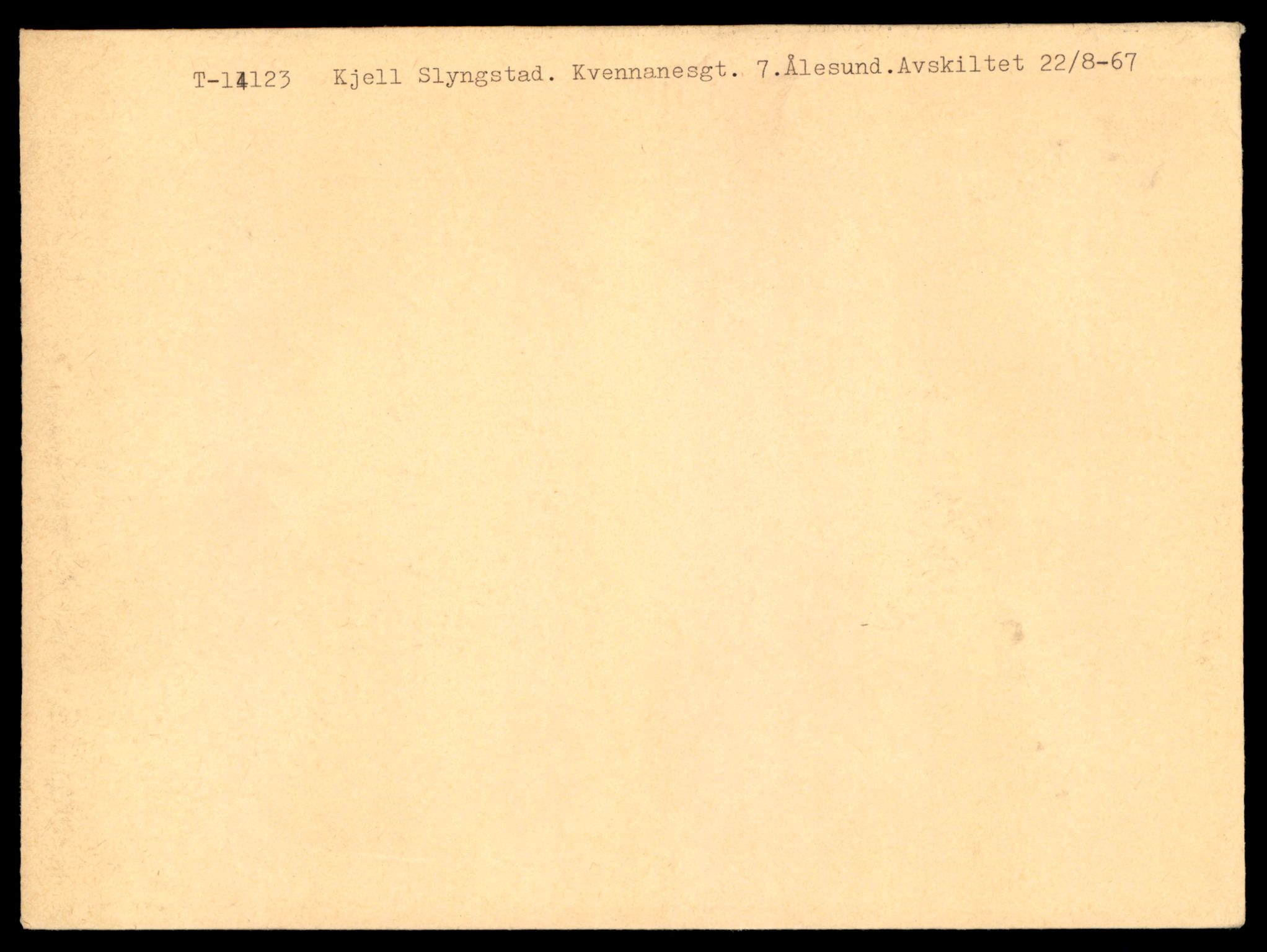 Møre og Romsdal vegkontor - Ålesund trafikkstasjon, AV/SAT-A-4099/F/Fe/L0043: Registreringskort for kjøretøy T 14080 - T 14204, 1927-1998, p. 1173