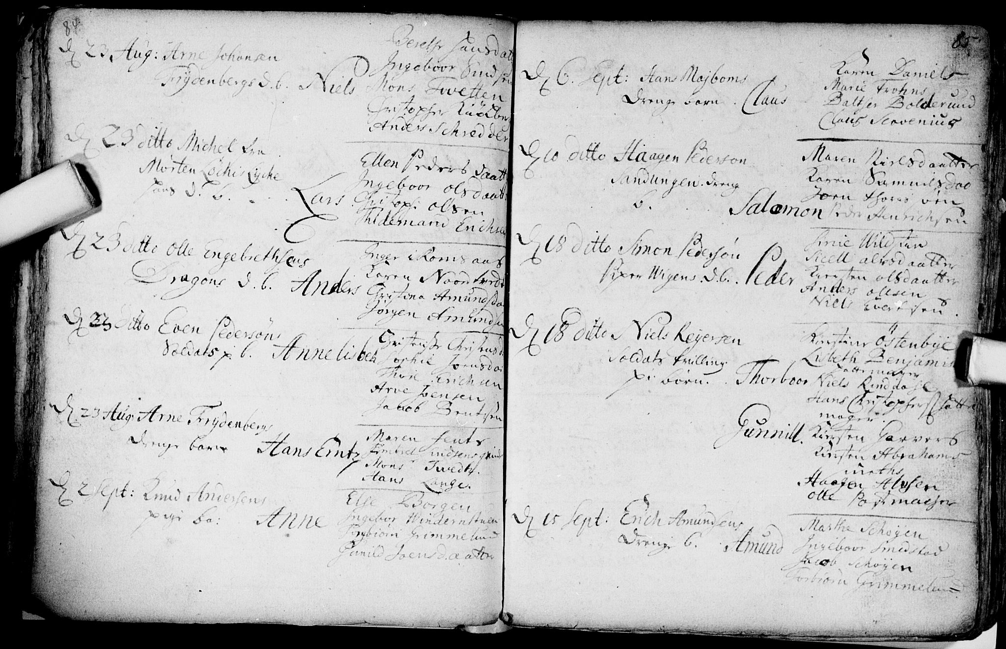 Aker prestekontor kirkebøker, AV/SAO-A-10861/F/L0002: Parish register (official) no. 2, 1714-1720, p. 84-85