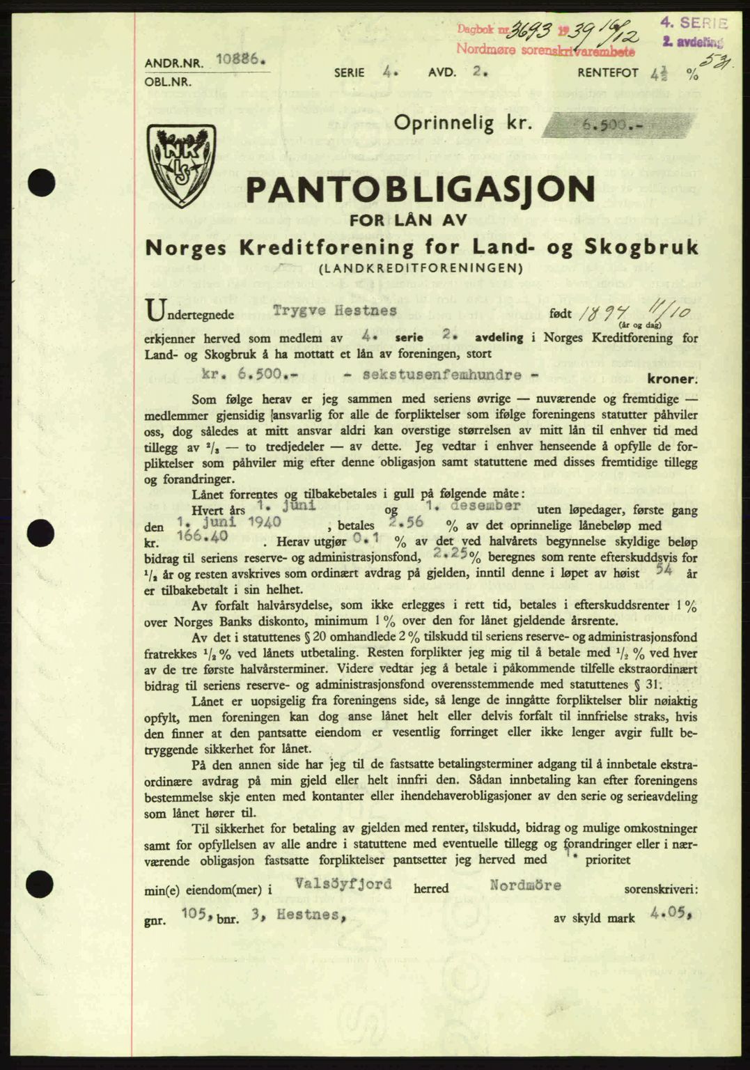 Nordmøre sorenskriveri, AV/SAT-A-4132/1/2/2Ca: Mortgage book no. B86, 1939-1940, Diary no: : 3693/1939