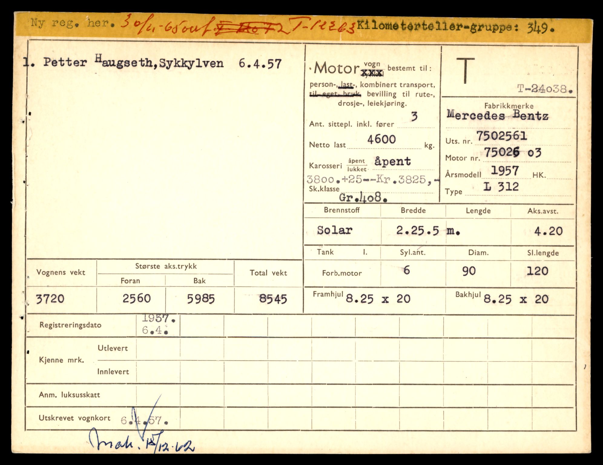Møre og Romsdal vegkontor - Ålesund trafikkstasjon, AV/SAT-A-4099/F/Fe/L0033: Registreringskort for kjøretøy T 12151 - T 12474, 1927-1998, p. 2601