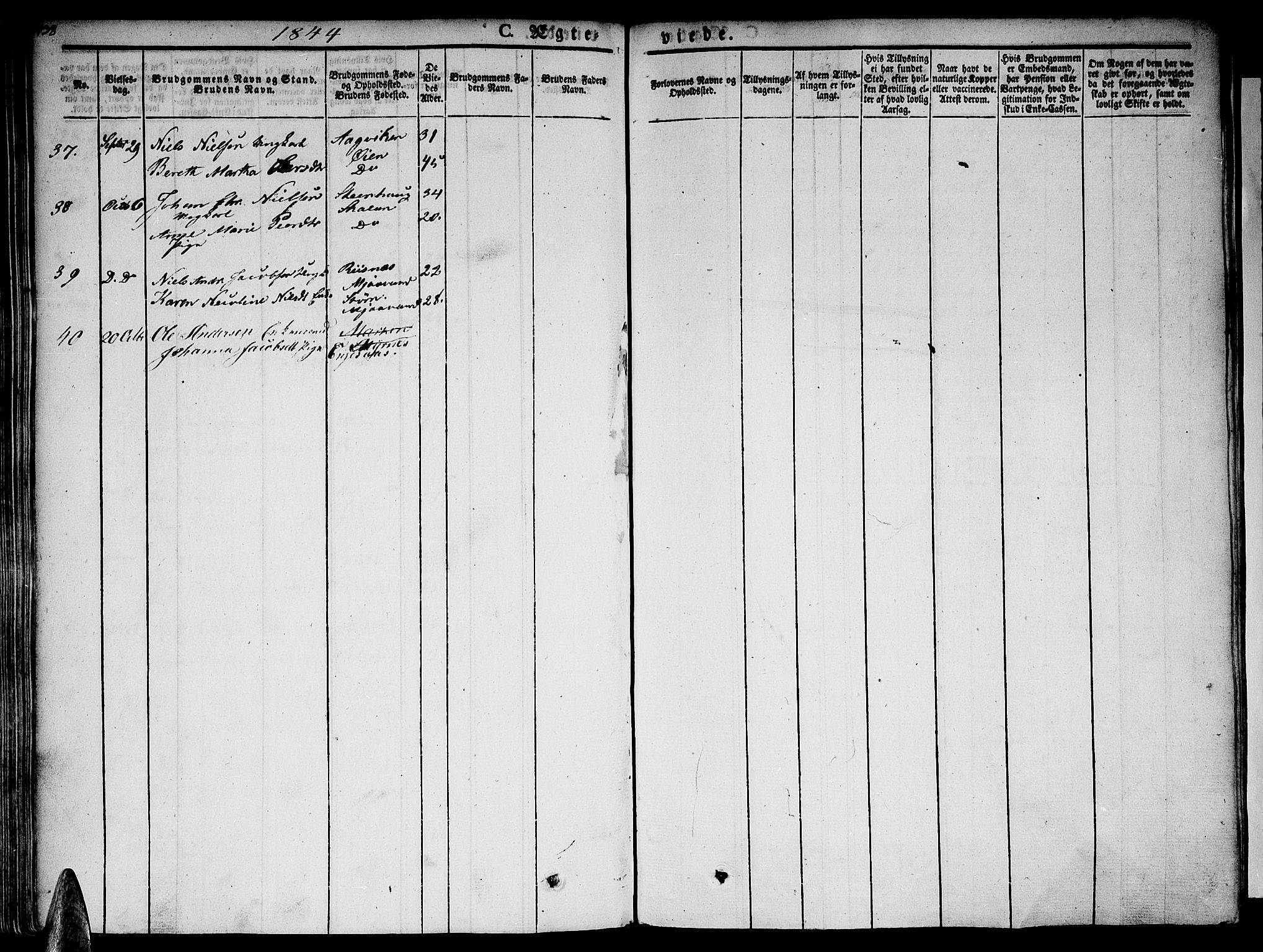 Ministerialprotokoller, klokkerbøker og fødselsregistre - Nordland, SAT/A-1459/820/L0290: Parish register (official) no. 820A11, 1826-1845, p. 438