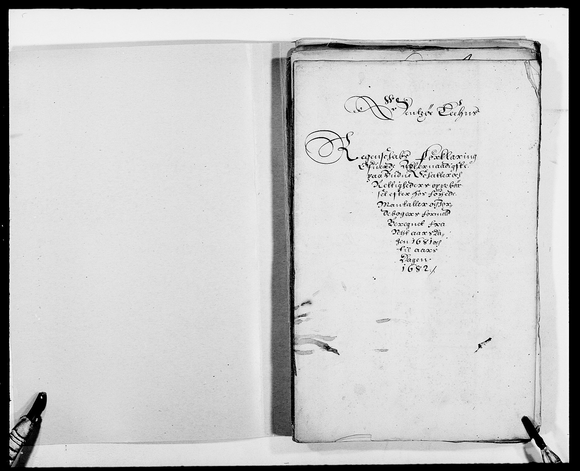 Rentekammeret inntil 1814, Reviderte regnskaper, Fogderegnskap, RA/EA-4092/R03/L0112: Fogderegnskap Onsøy, Tune, Veme og Åbygge fogderi, 1681-1683, p. 2