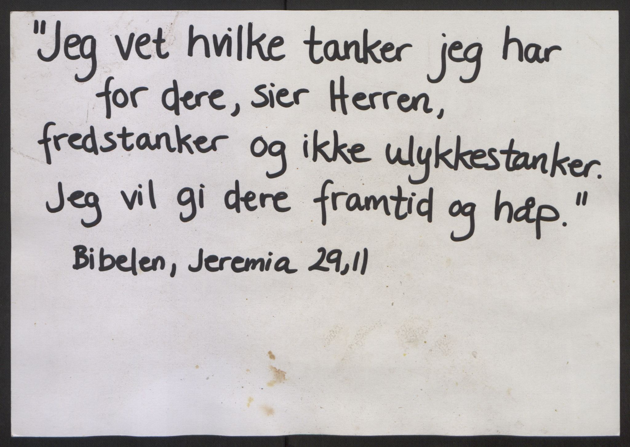 Minnemateriale etter 22.07.2011, RA/S-6313/00/A/L0001: Minnemateriale utvalgt for publisering i forbindelse med ettårsmarkeringen, 2011, p. 420