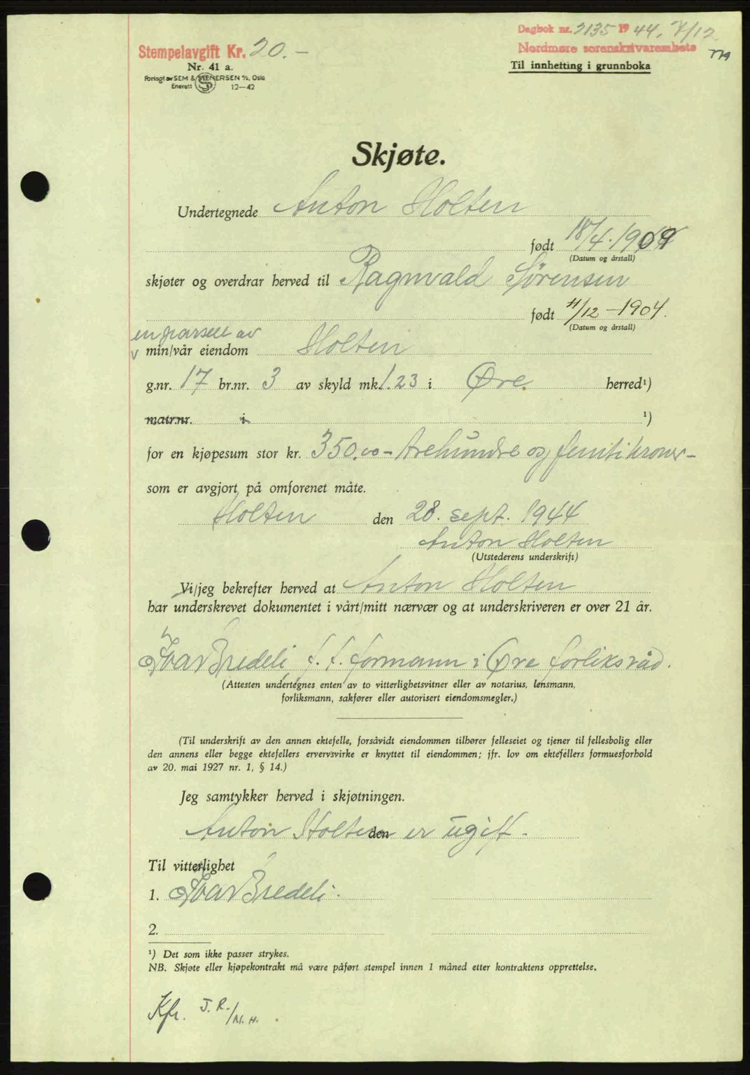 Nordmøre sorenskriveri, AV/SAT-A-4132/1/2/2Ca: Mortgage book no. A98, 1944-1944, Diary no: : 2135/1944