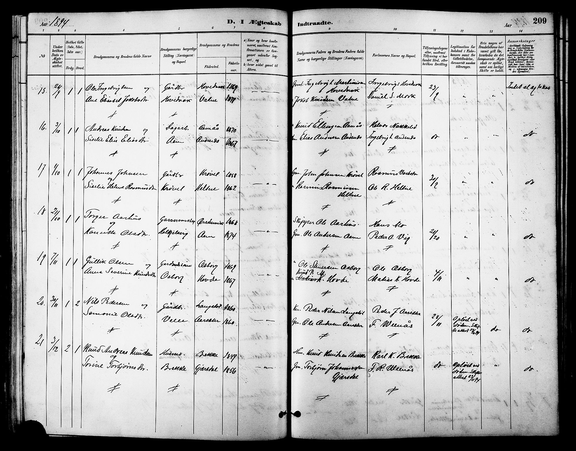 Ministerialprotokoller, klokkerbøker og fødselsregistre - Møre og Romsdal, AV/SAT-A-1454/513/L0189: Parish register (copy) no. 513C03, 1883-1904, p. 209