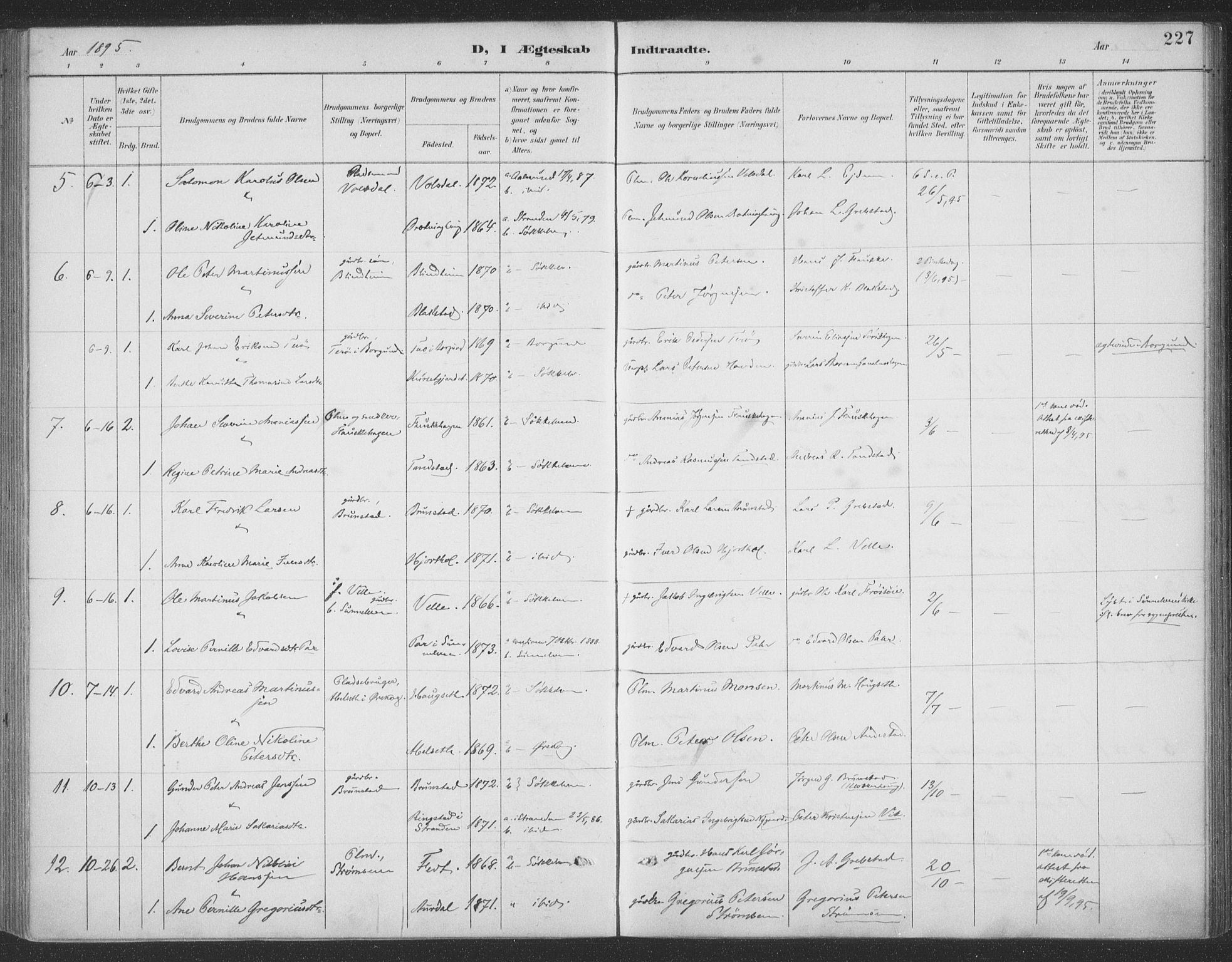 Ministerialprotokoller, klokkerbøker og fødselsregistre - Møre og Romsdal, AV/SAT-A-1454/523/L0335: Parish register (official) no. 523A02, 1891-1911, p. 227