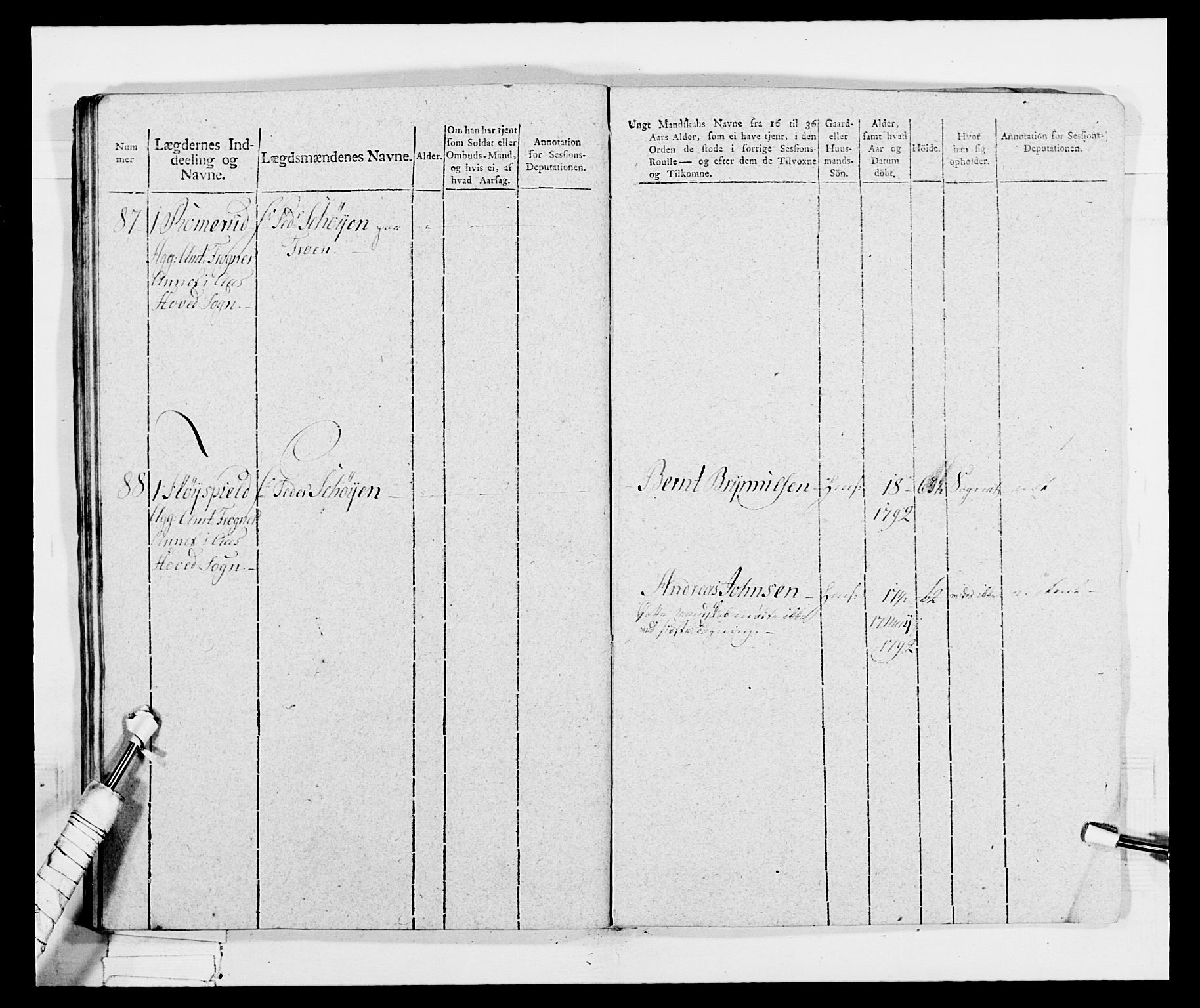 Generalitets- og kommissariatskollegiet, Det kongelige norske kommissariatskollegium, AV/RA-EA-5420/E/Eh/L0034: Nordafjelske gevorbne infanteriregiment, 1810, p. 102