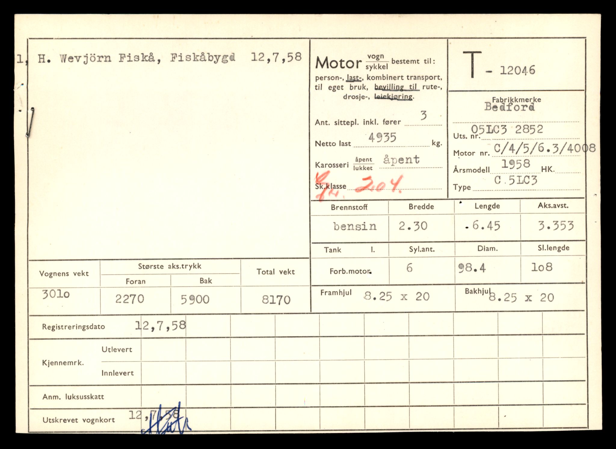 Møre og Romsdal vegkontor - Ålesund trafikkstasjon, AV/SAT-A-4099/F/Fe/L0034: Registreringskort for kjøretøy T 12500 - T 12652, 1927-1998, p. 2040