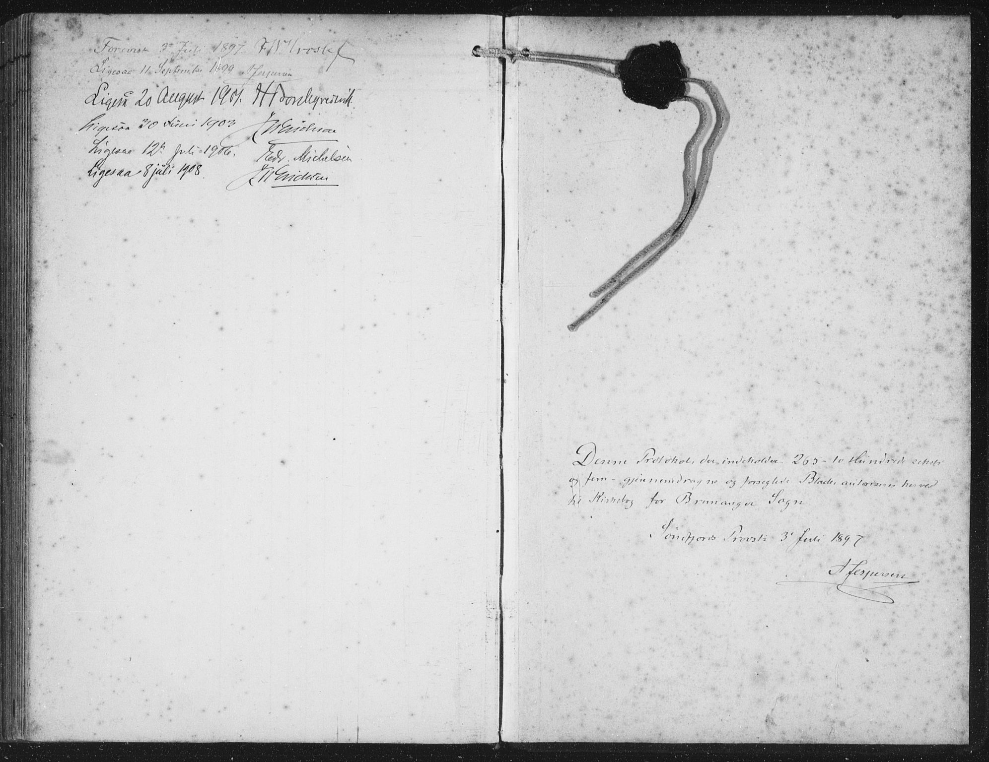 Bremanger sokneprestembete, AV/SAB-A-82201/H/Haa/Haab/L0002: Parish register (official) no. B  2, 1896-1908