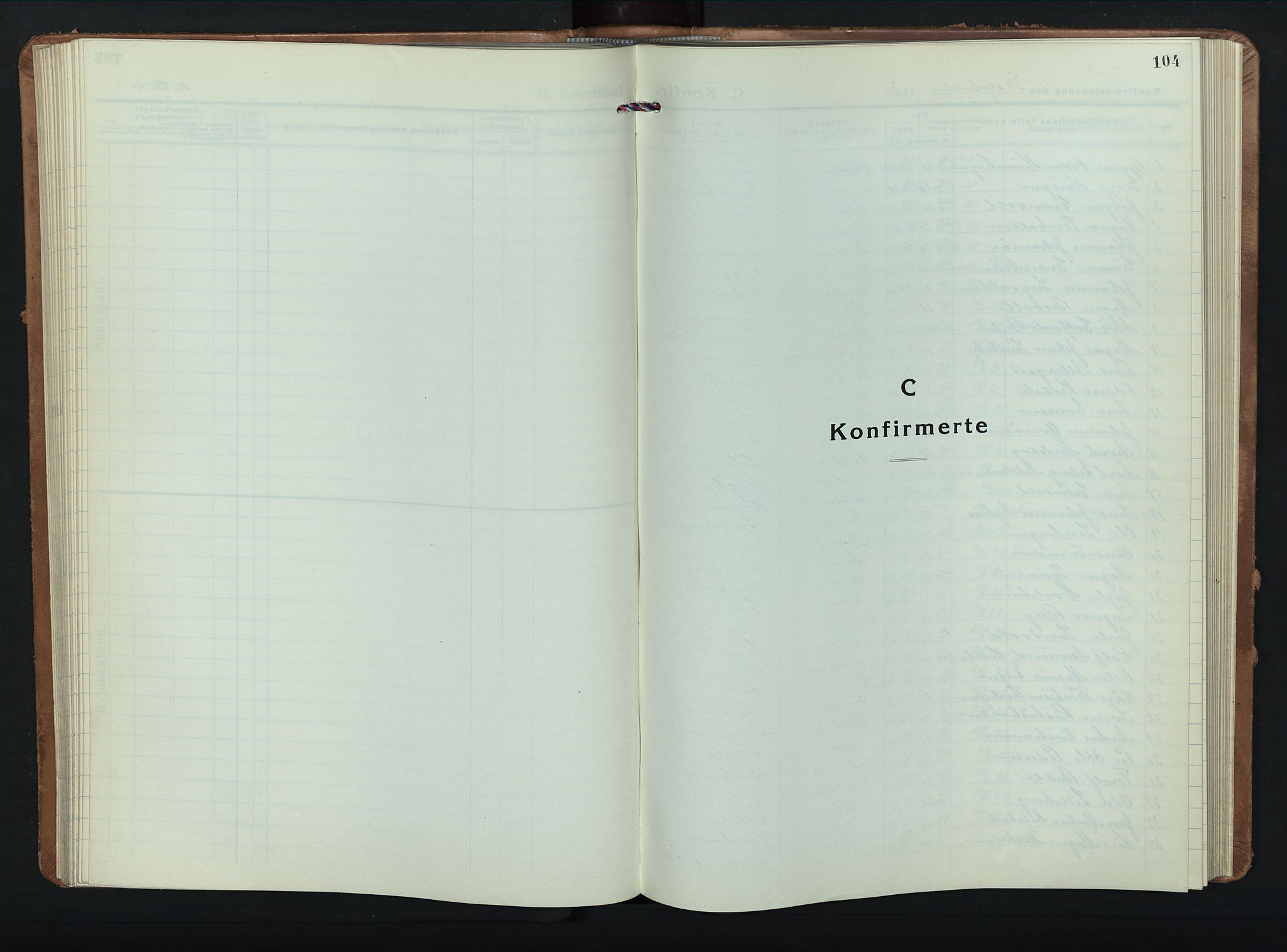 Veldre prestekontor, AV/SAH-PREST-018/L/La/L0002: Parish register (copy) no. 2, 1935-1949, p. 104