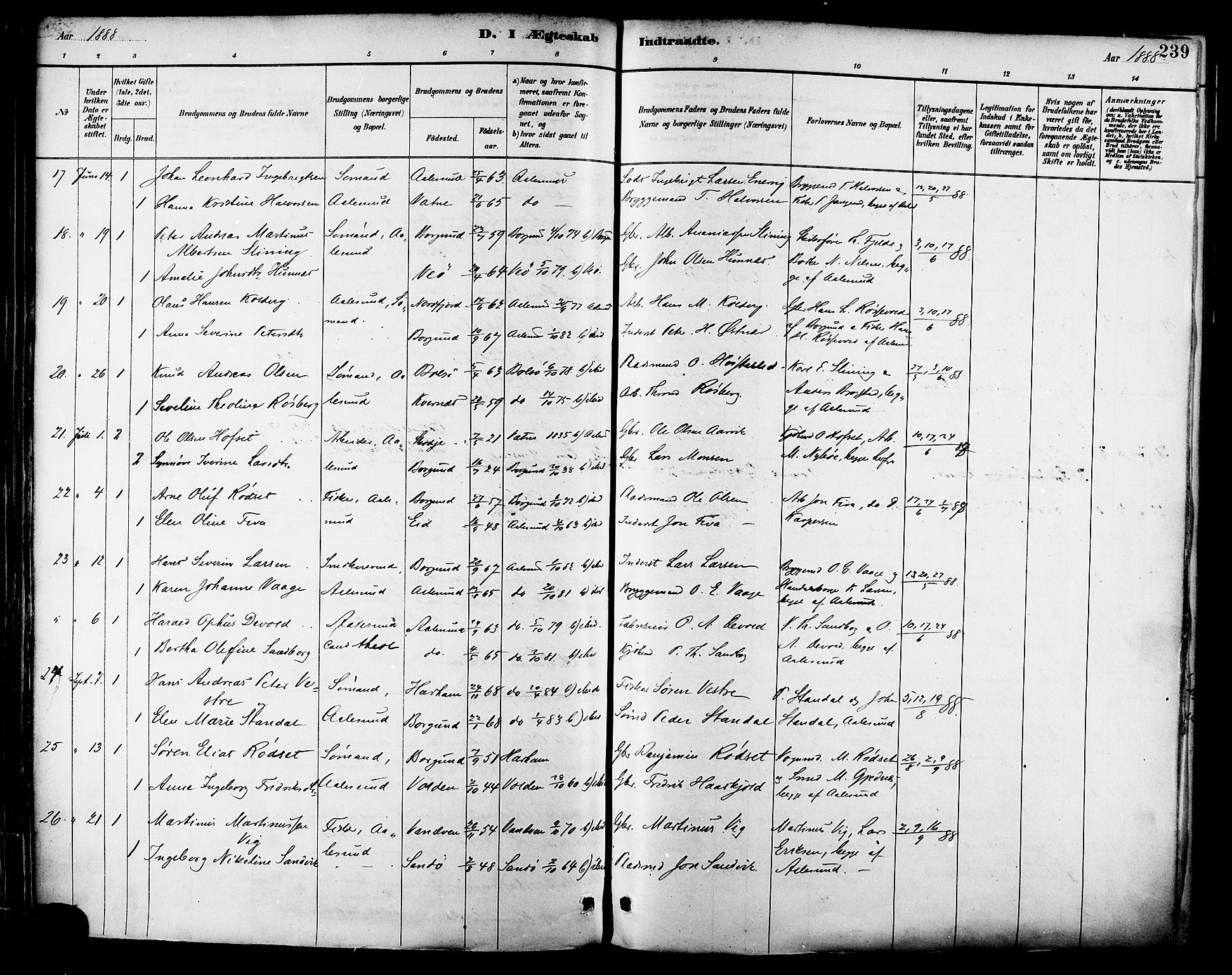 Ministerialprotokoller, klokkerbøker og fødselsregistre - Møre og Romsdal, SAT/A-1454/529/L0455: Parish register (official) no. 529A05, 1885-1893, p. 239