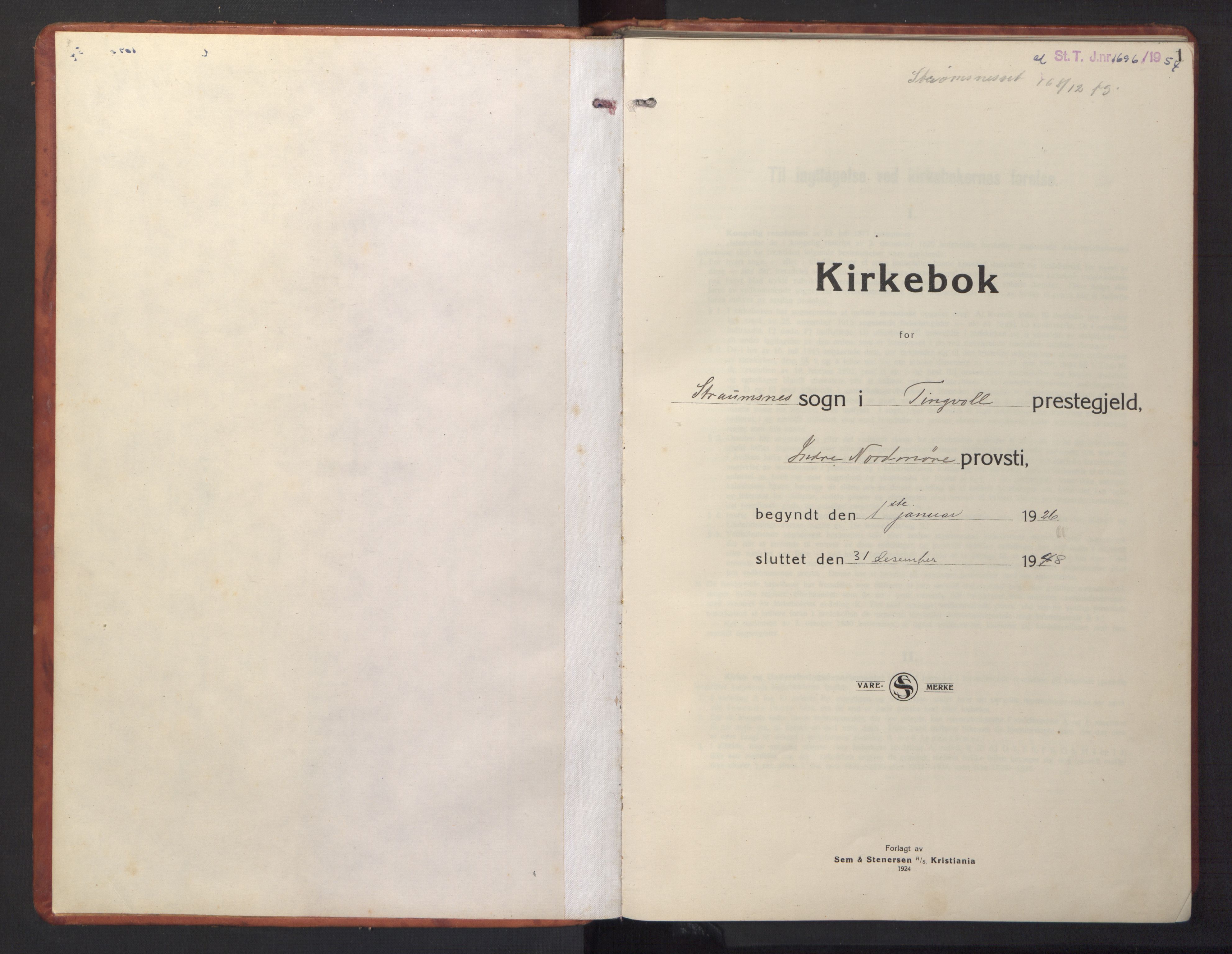 Ministerialprotokoller, klokkerbøker og fødselsregistre - Møre og Romsdal, AV/SAT-A-1454/587/L1002: Parish register (copy) no. 587C02, 1926-1951, p. 1