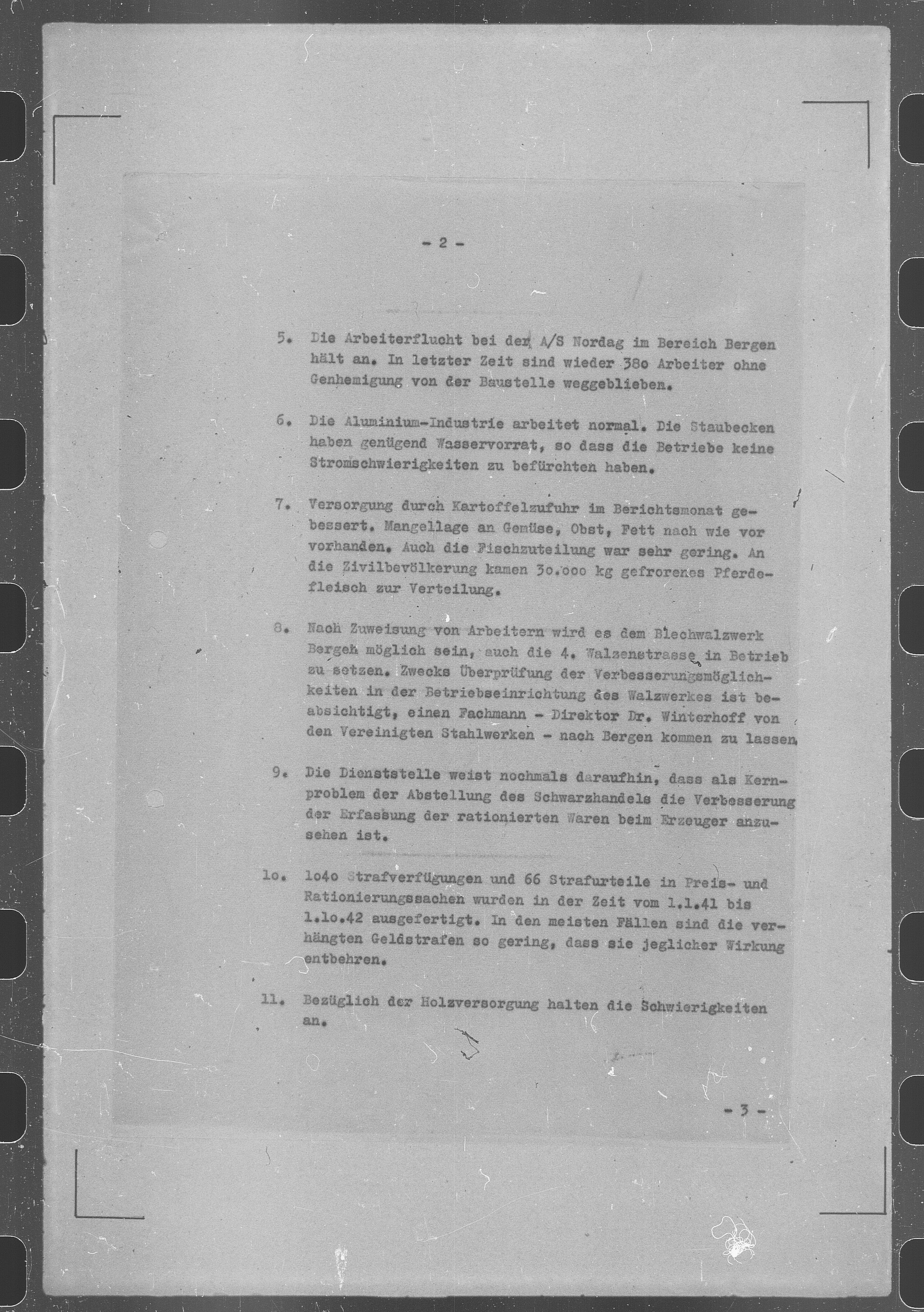 Documents Section, RA/RAFA-2200/V/L0074: Filmbiter uten nummer., 1940-1945, p. 397