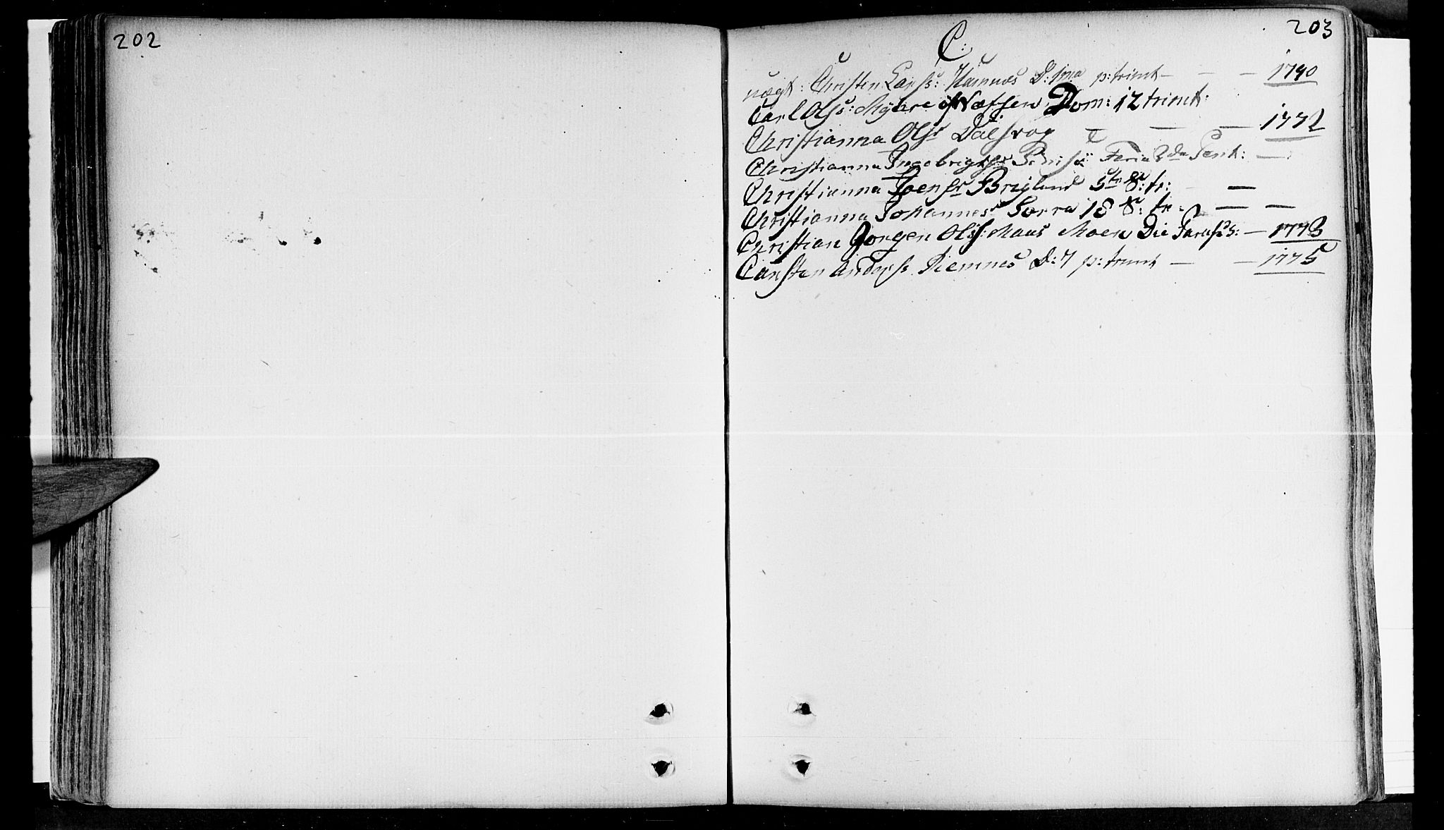 Ministerialprotokoller, klokkerbøker og fødselsregistre - Nordland, SAT/A-1459/830/L0437: Parish register (official) no. 830A05 /2, 1768-1776, p. 202-203